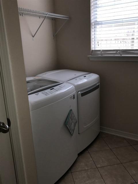 SHADOW LAKES - Residential Lease