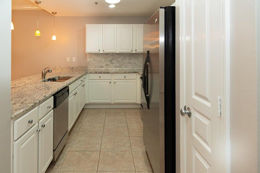 INDIANOLA ON THE WATER - Residential Lease