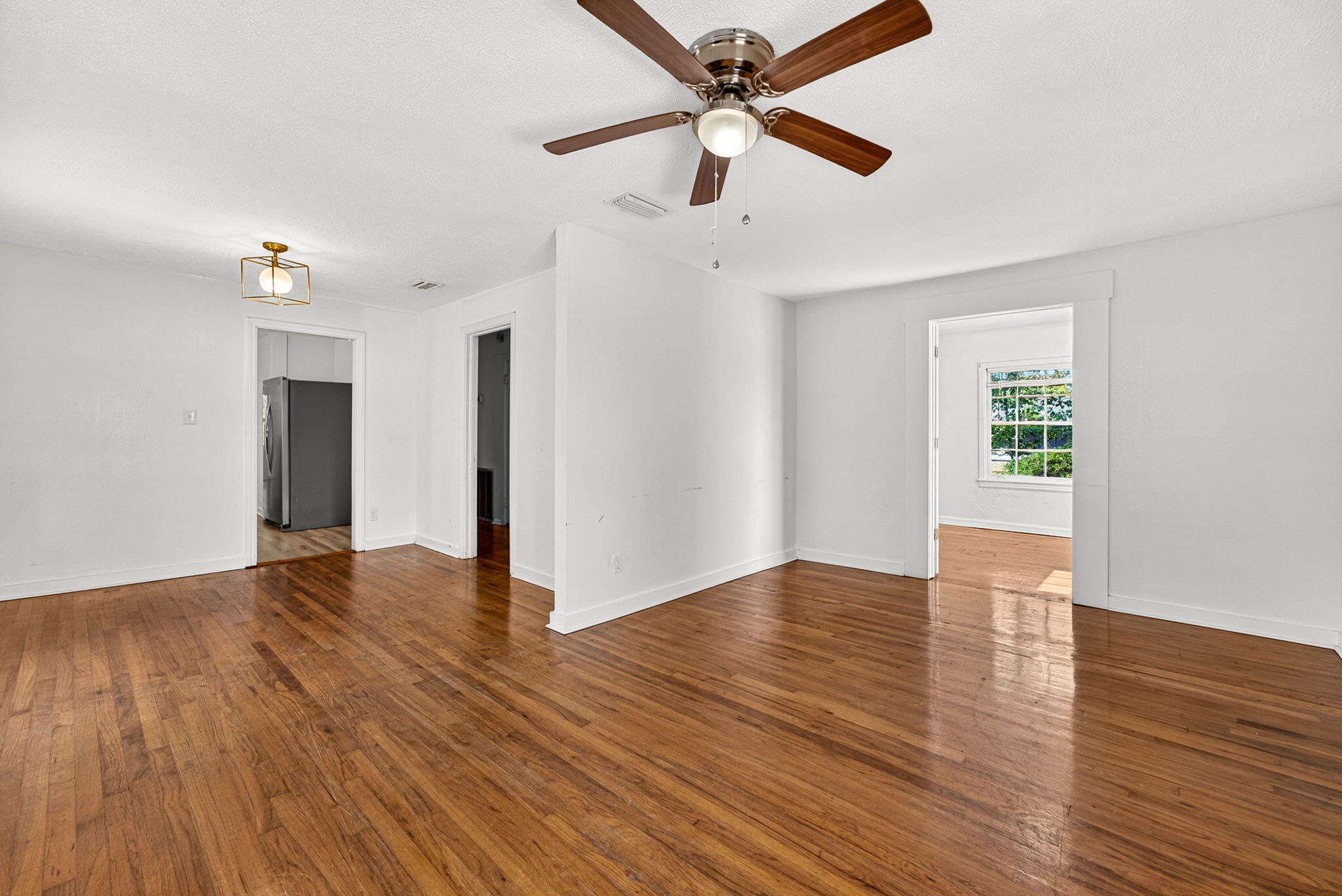 906 Harmon Avenue