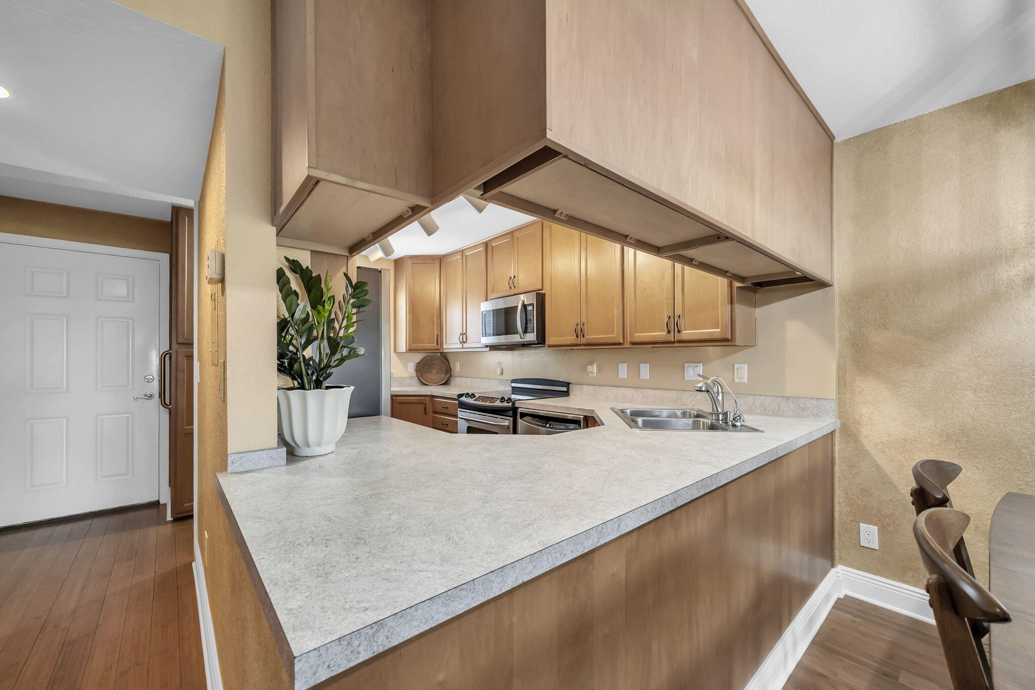 CENTURY PARK WEST - Residential