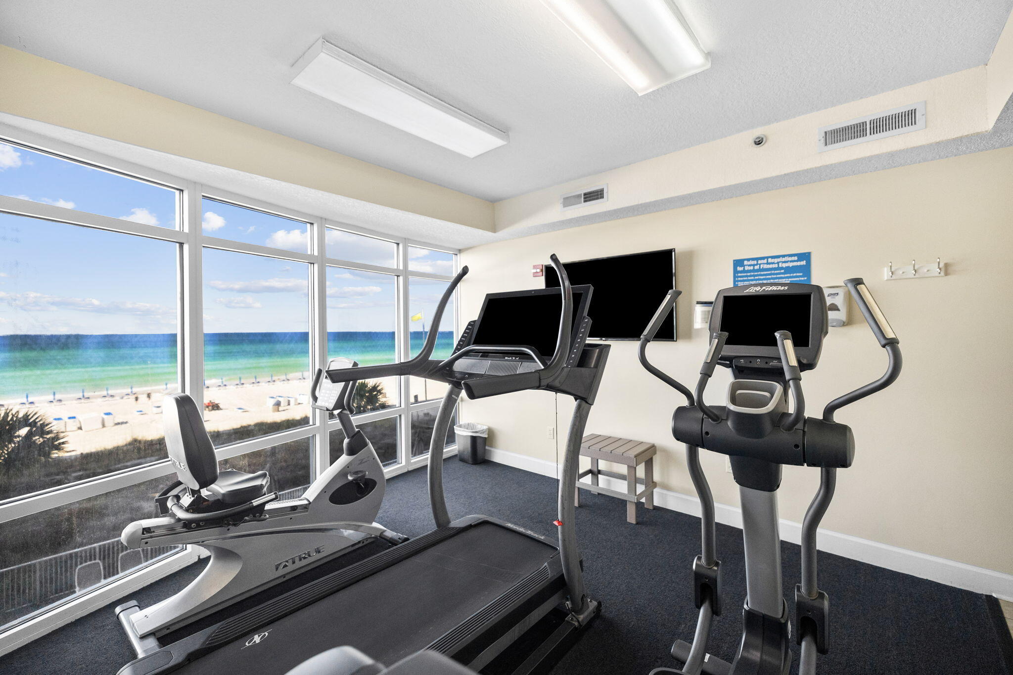 OCEAN VILLA - Residential