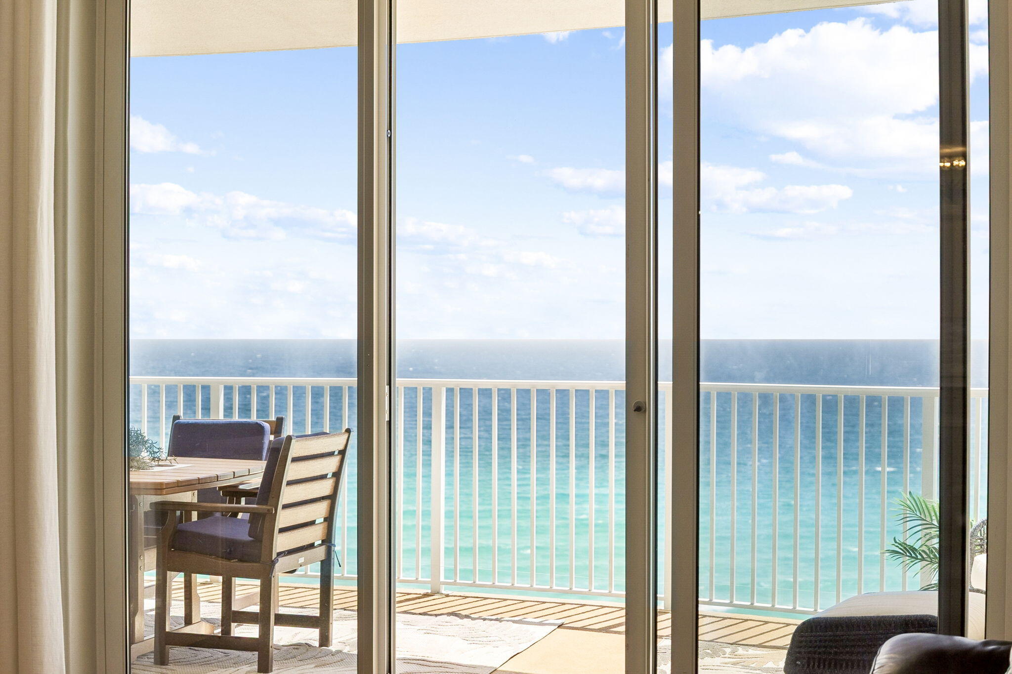 OCEAN VILLA - Residential