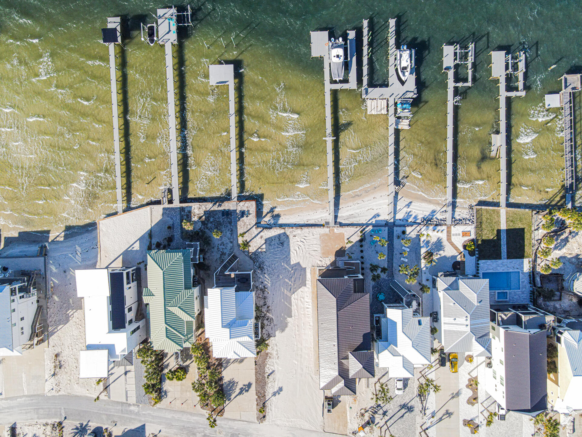 GRAND NAVARRE - Land