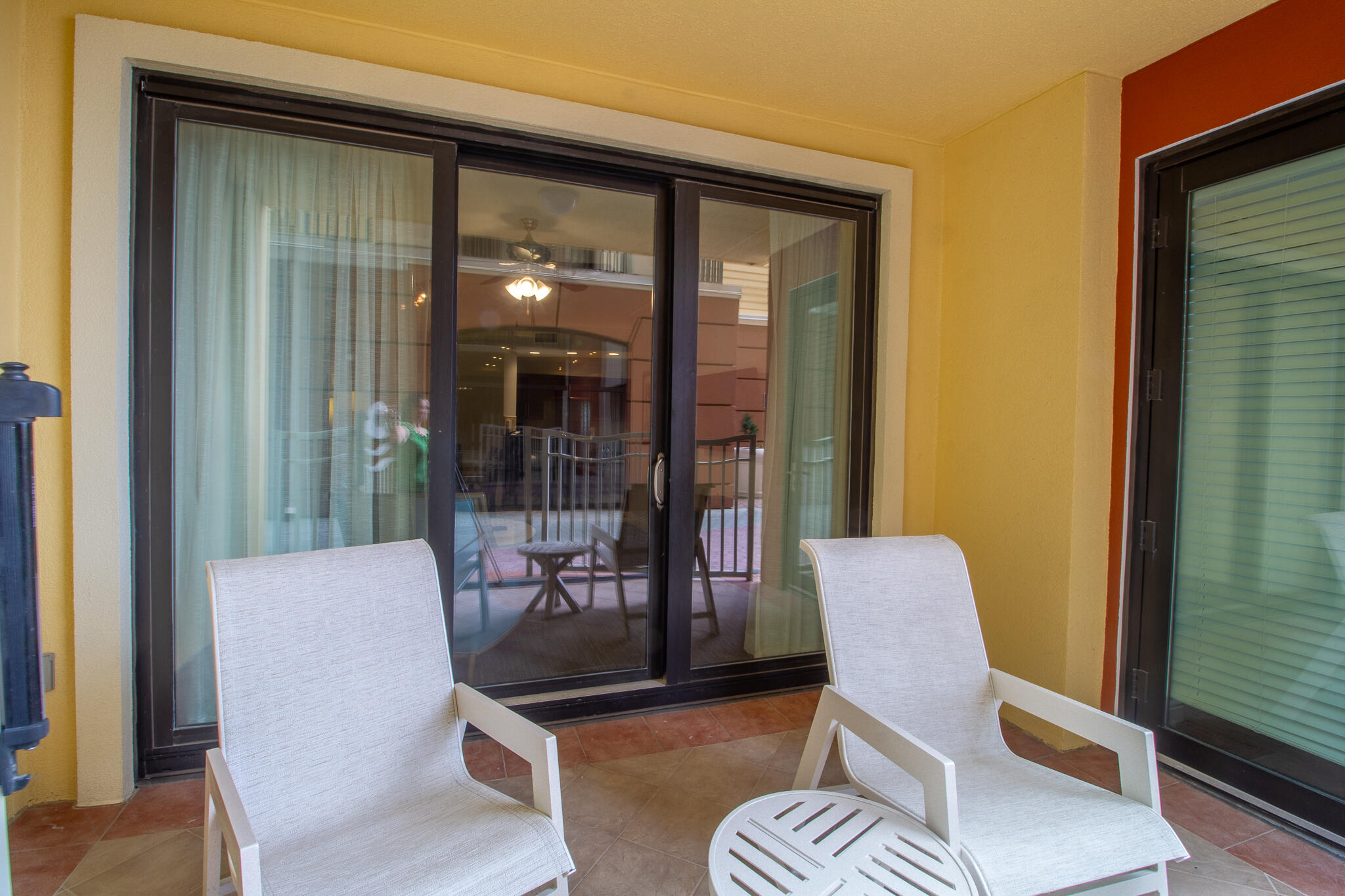 EMERALD GRANDE - Residential