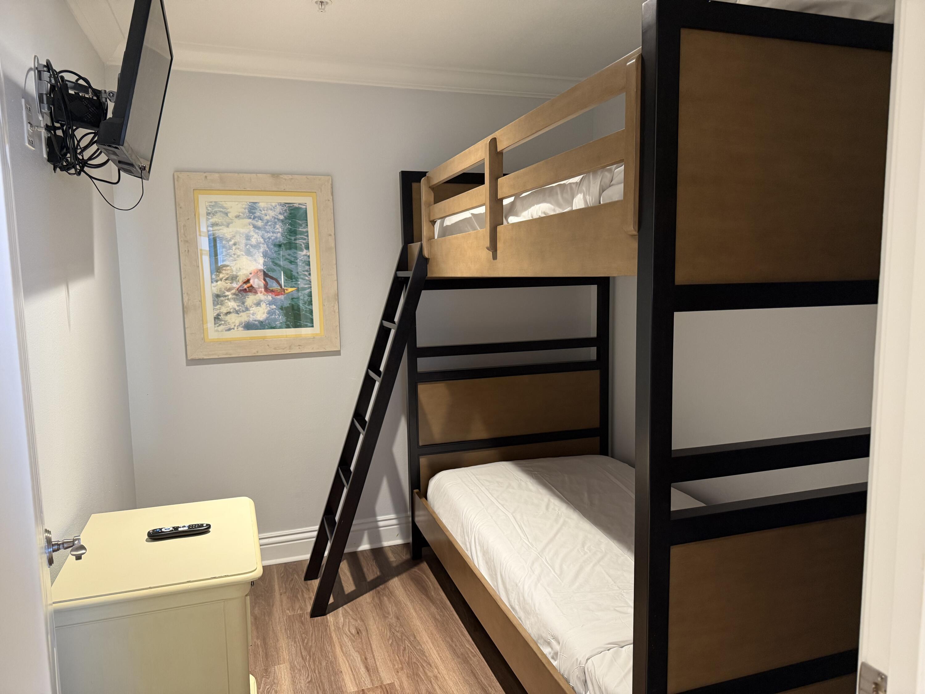 EMERALD GRANDE - Residential