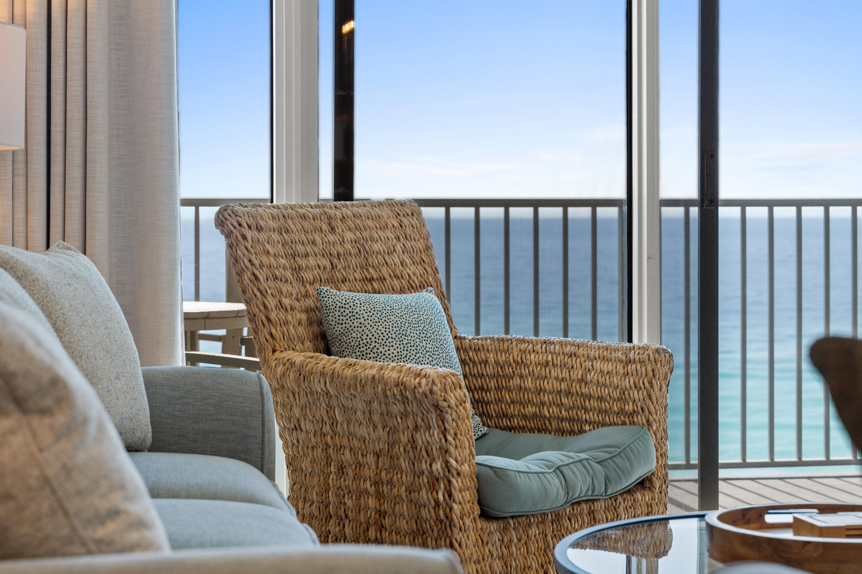 LEEWARD KEY - Residential