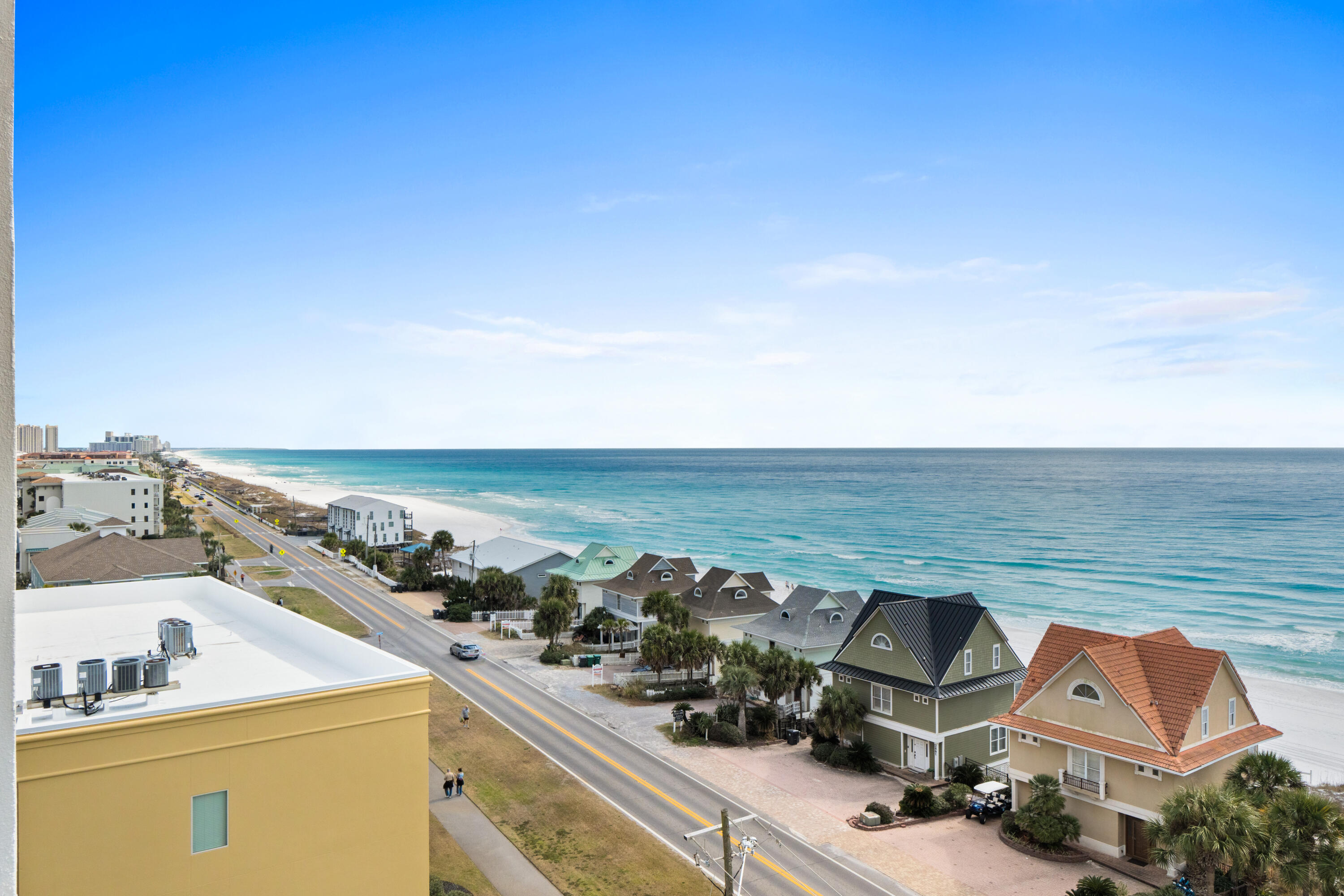 LEEWARD KEY - Residential