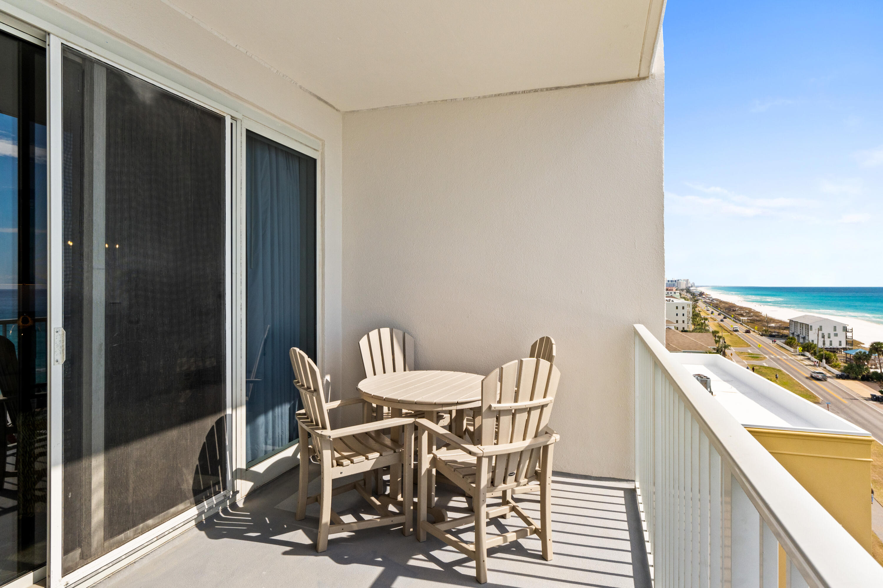 LEEWARD KEY - Residential