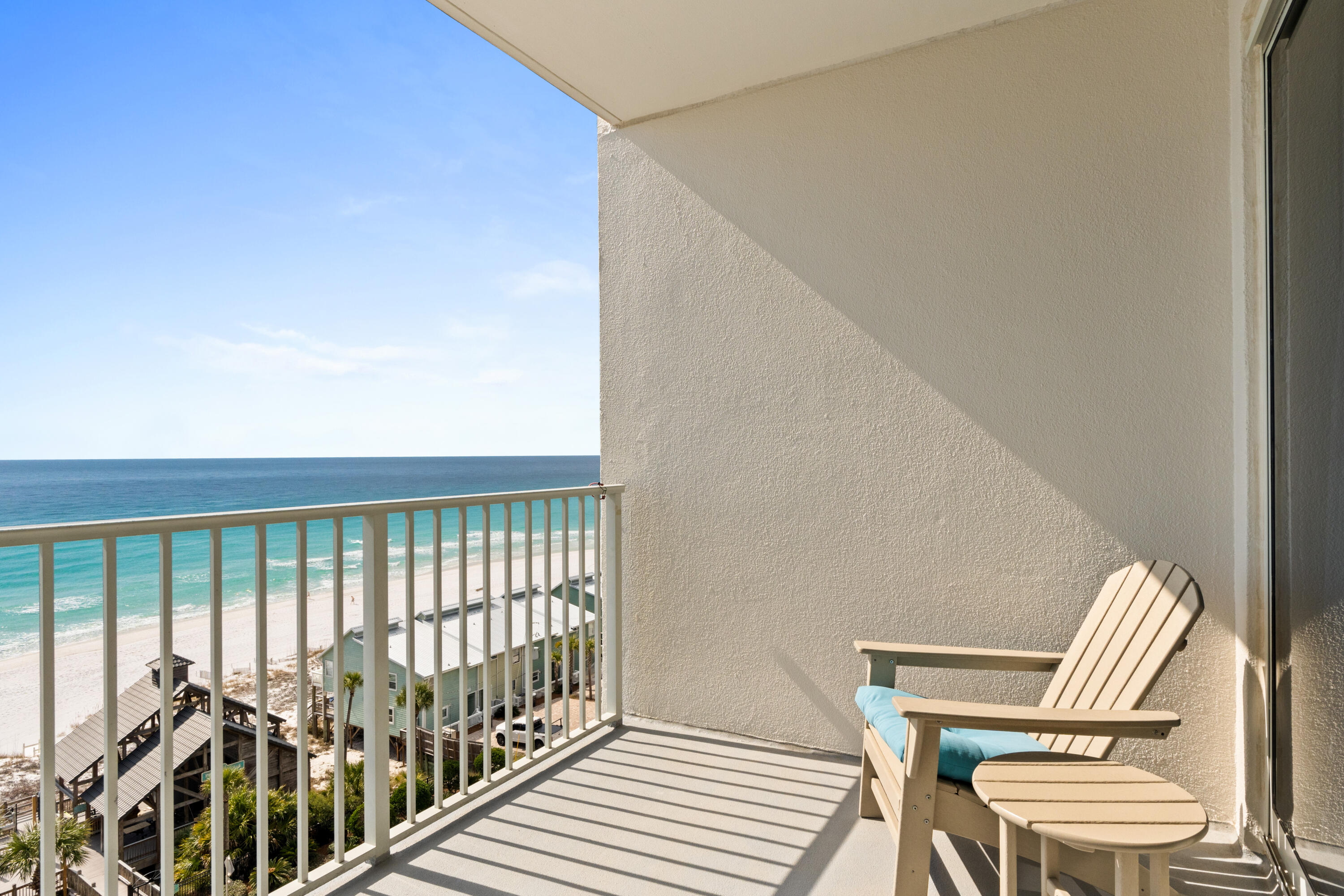 LEEWARD KEY - Residential