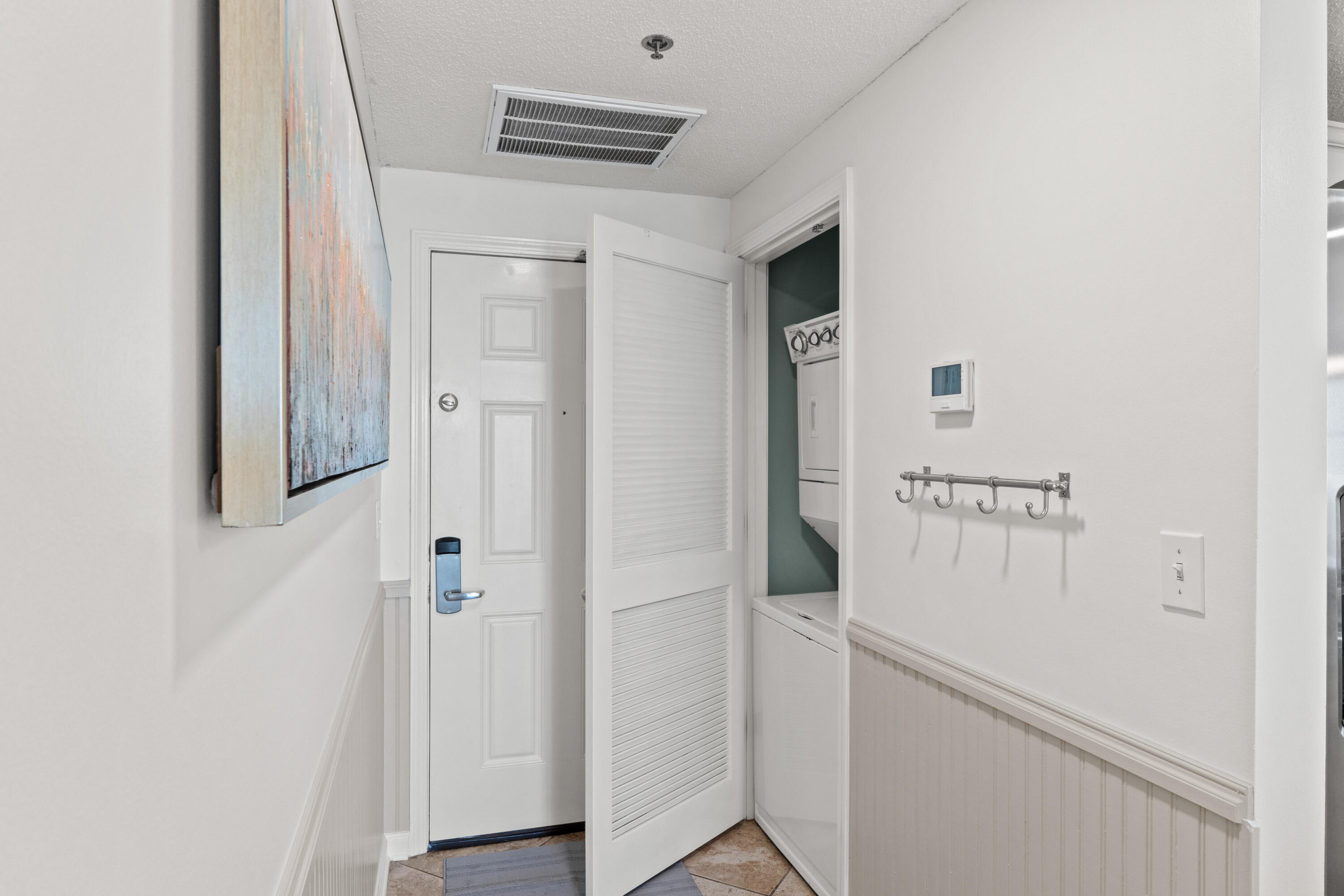 LEEWARD KEY - Residential