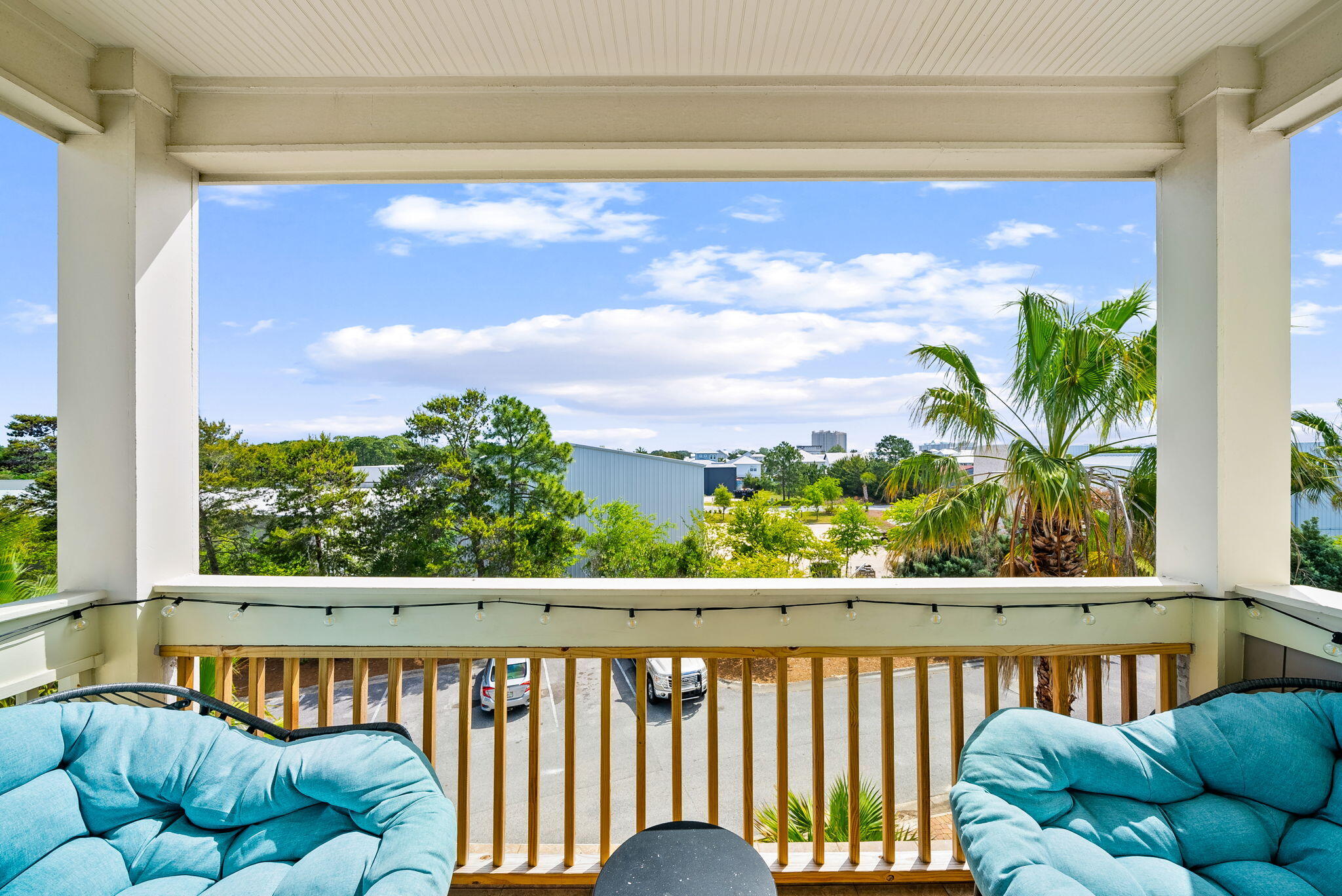 EMERALD WATERS VILLAGE - Residential