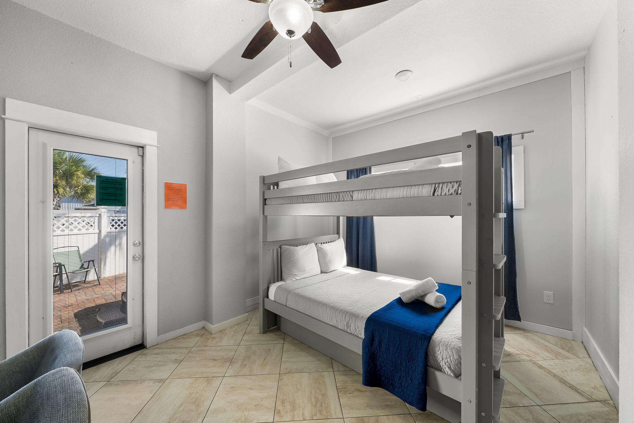 EMERALD WATERS VILLAGE - Residential