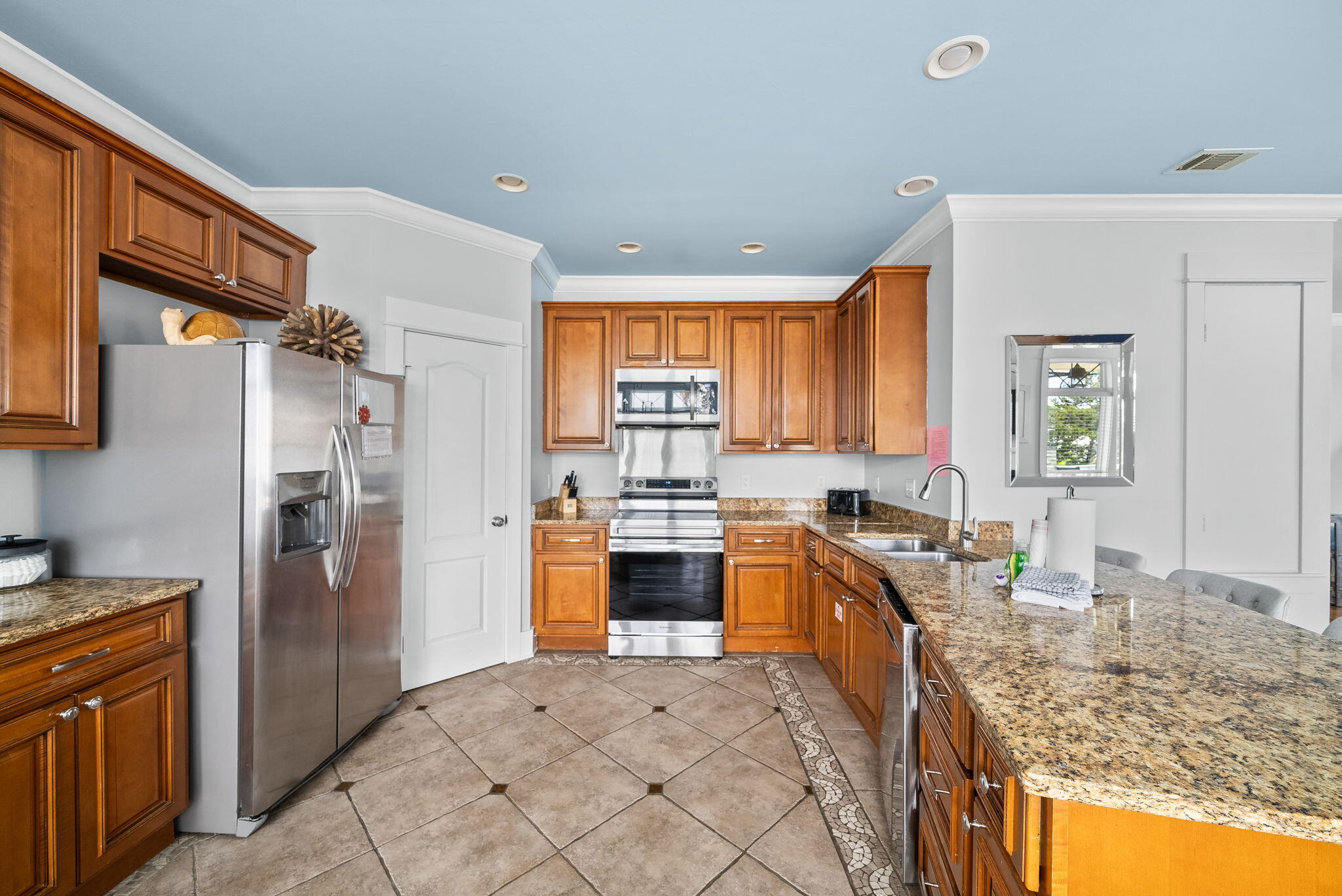 EMERALD WATERS VILLAGE - Residential