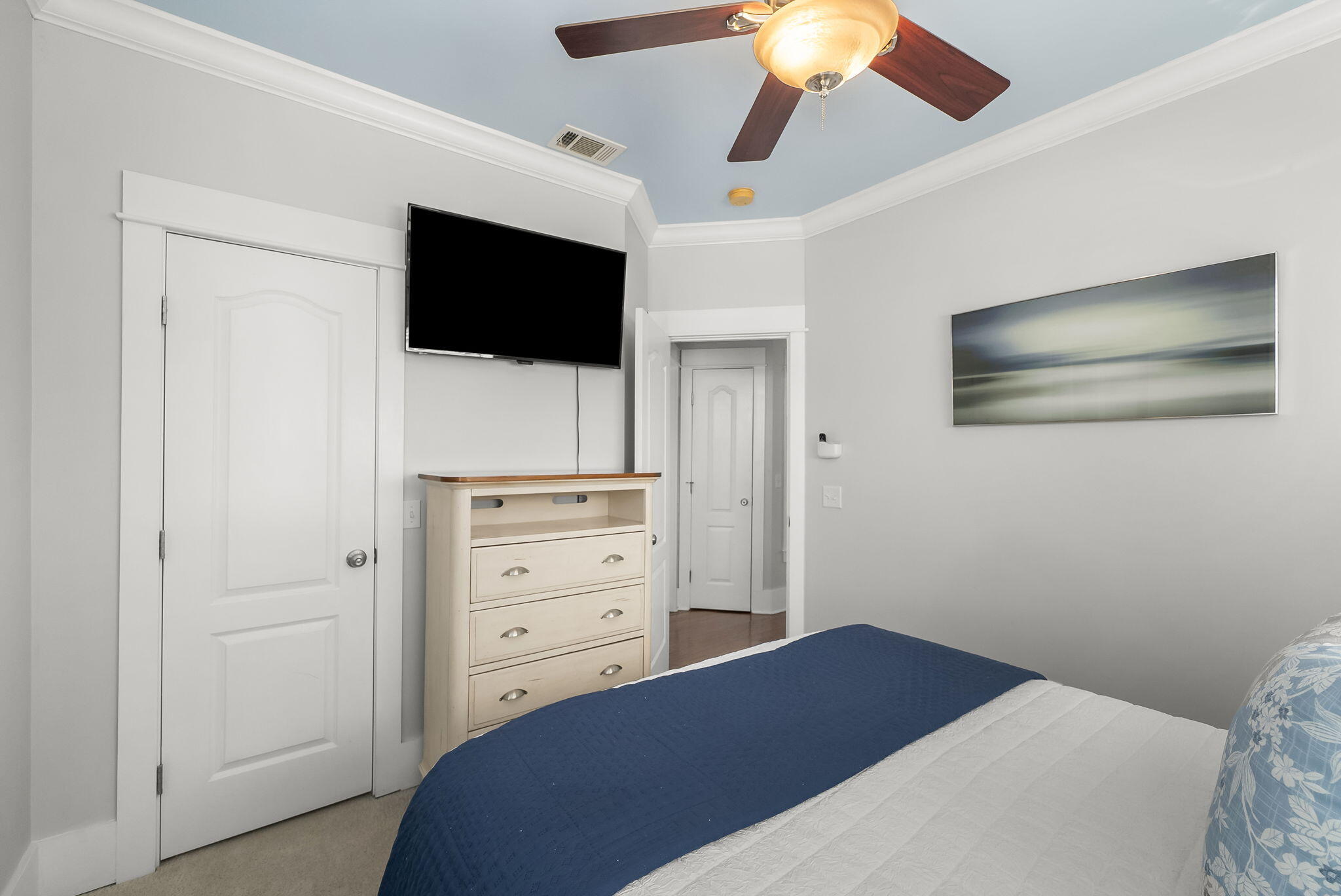 EMERALD WATERS VILLAGE - Residential