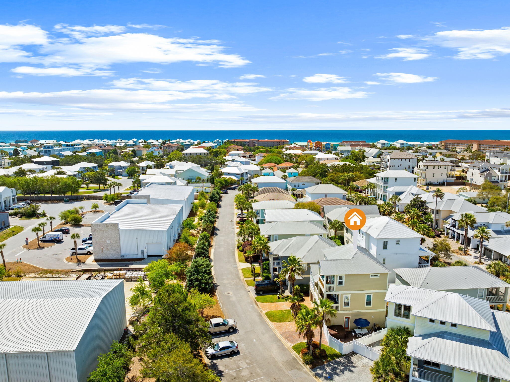 EMERALD WATERS VILLAGE - Residential
