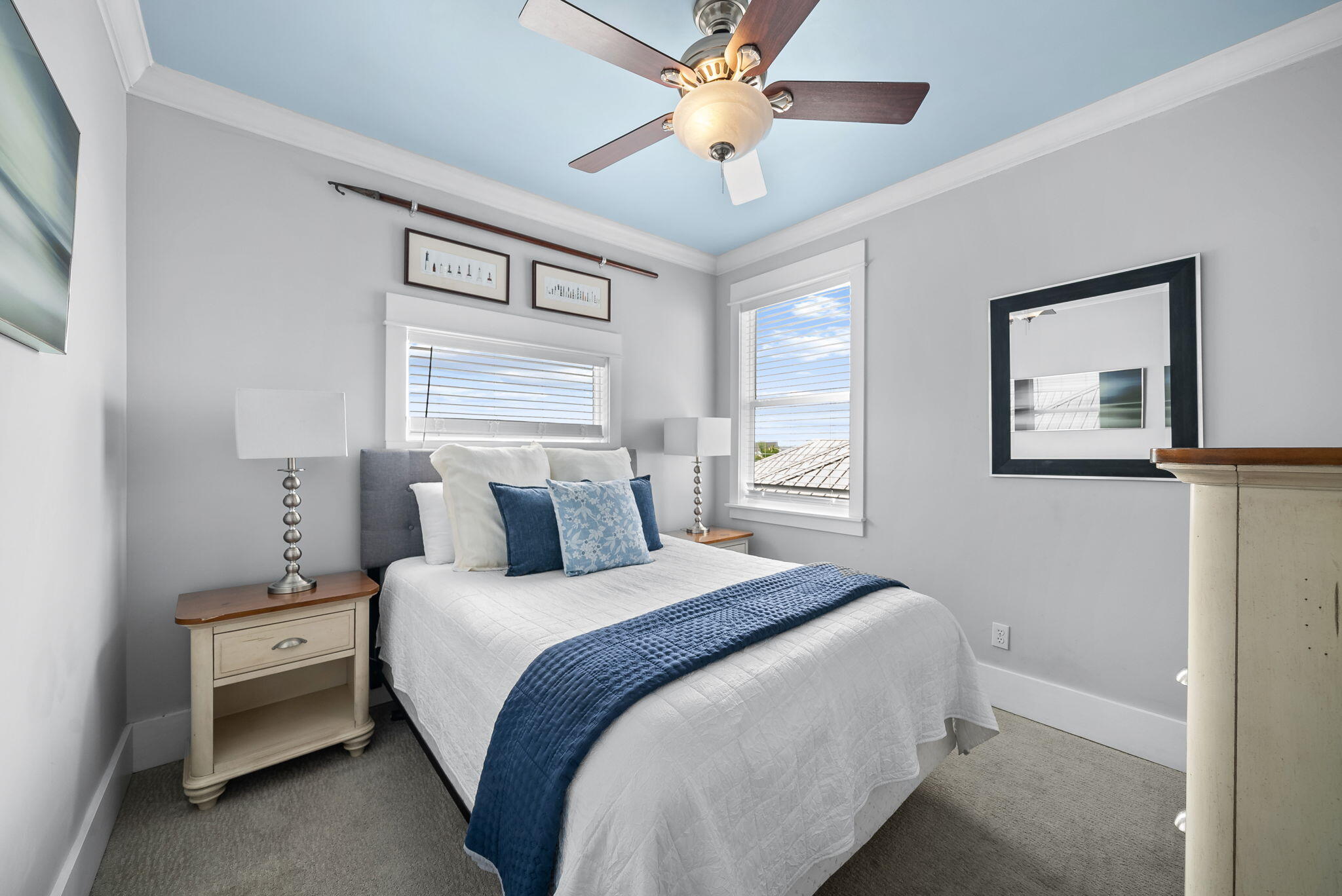 EMERALD WATERS VILLAGE - Residential