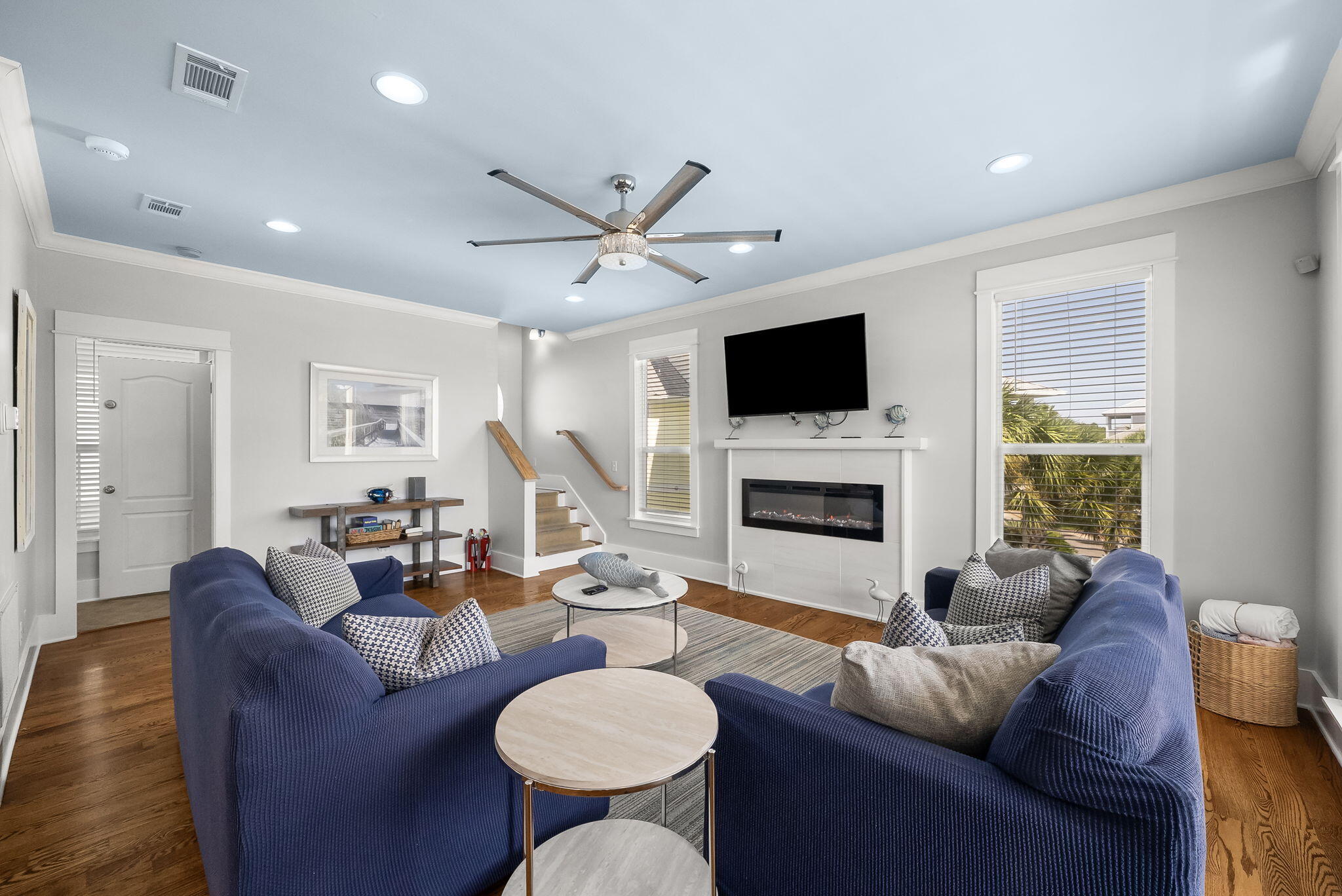 EMERALD WATERS VILLAGE - Residential