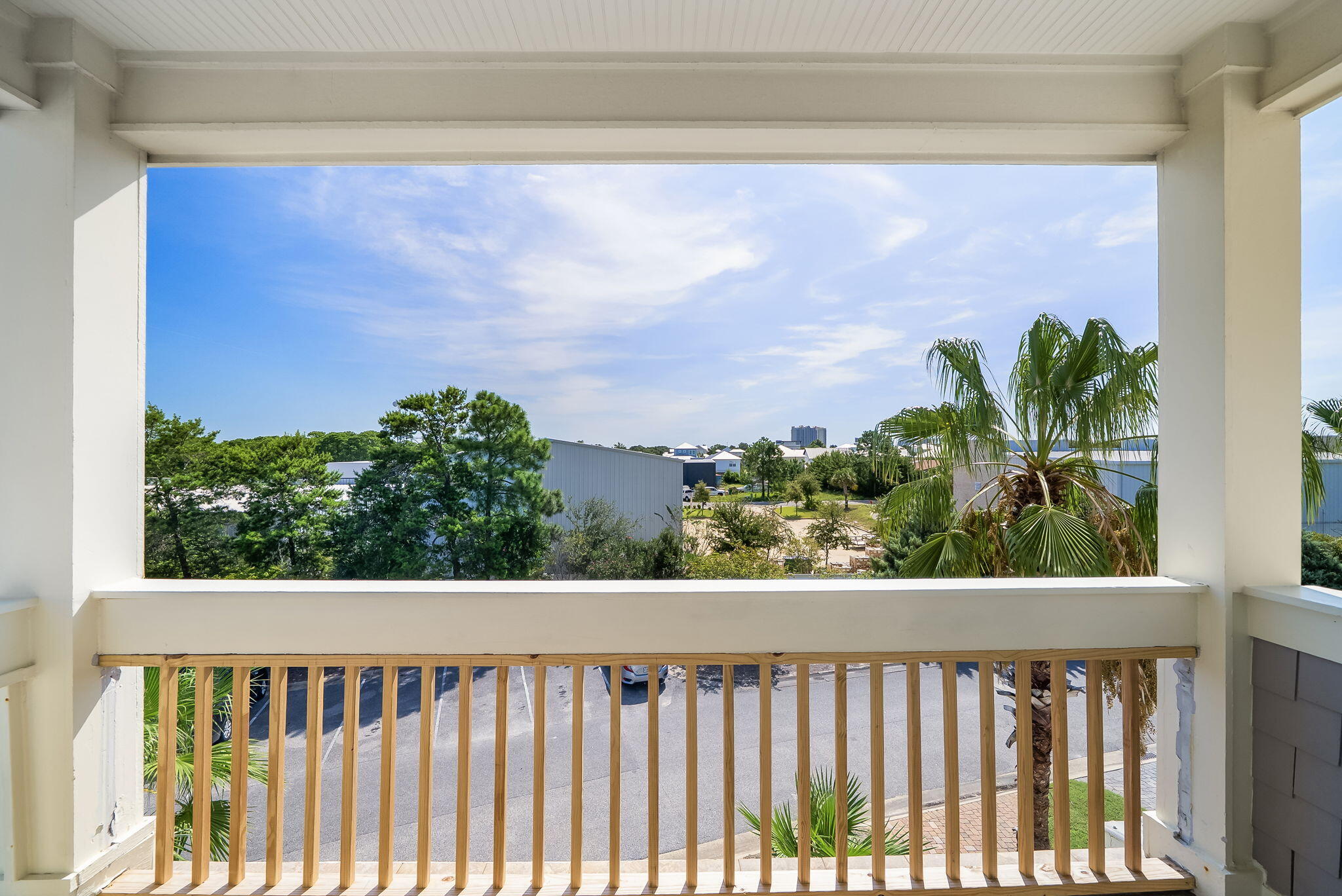 EMERALD WATERS VILLAGE - Residential