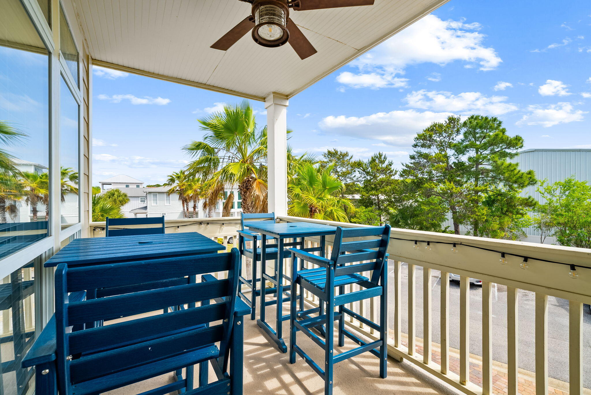 EMERALD WATERS VILLAGE - Residential