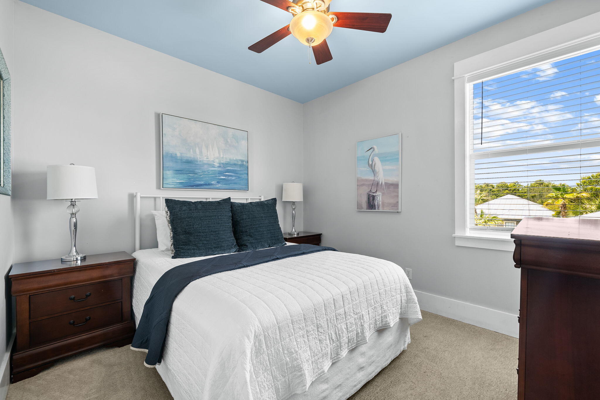 EMERALD WATERS VILLAGE - Residential