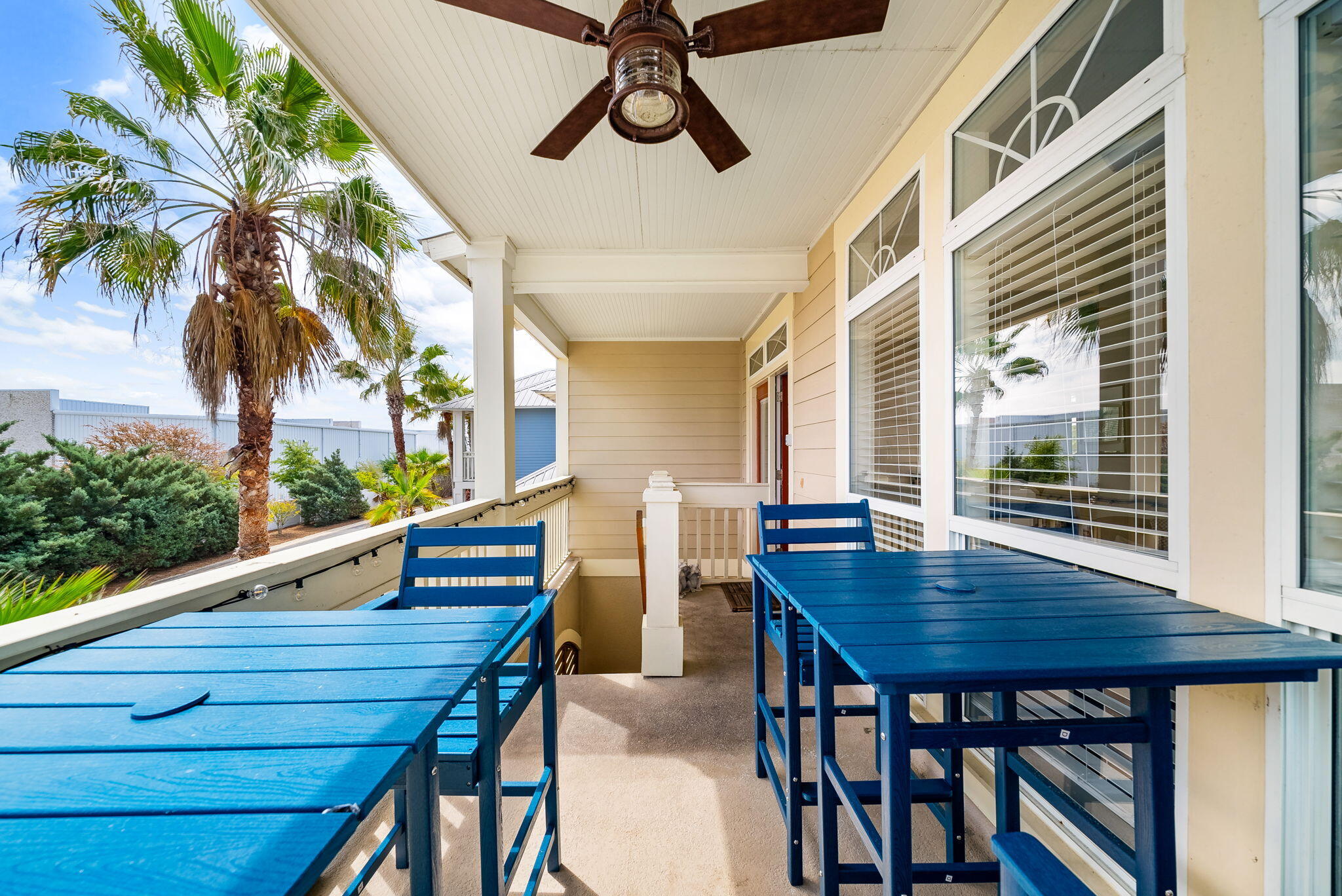 EMERALD WATERS VILLAGE - Residential