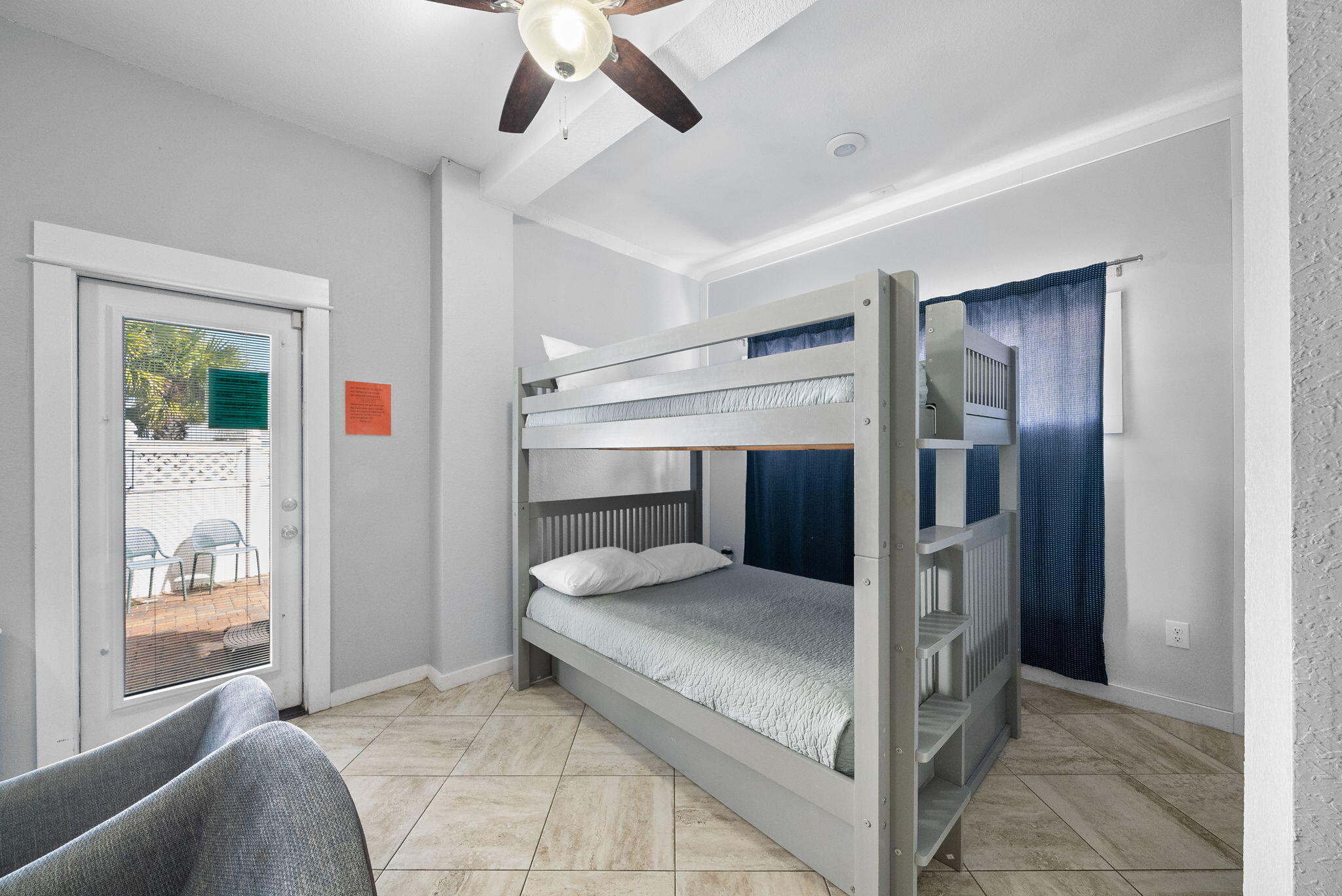 EMERALD WATERS VILLAGE - Residential