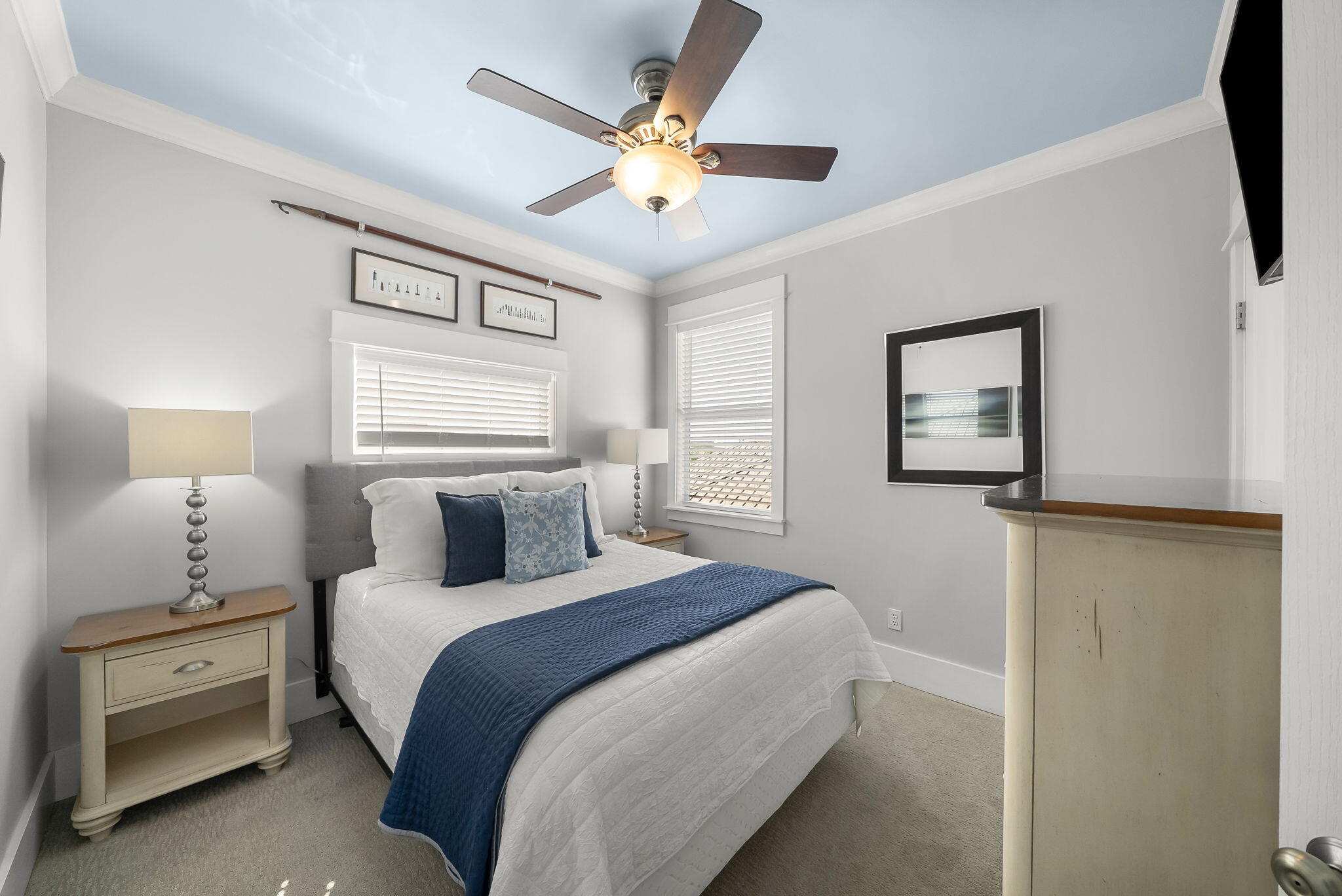 EMERALD WATERS VILLAGE - Residential