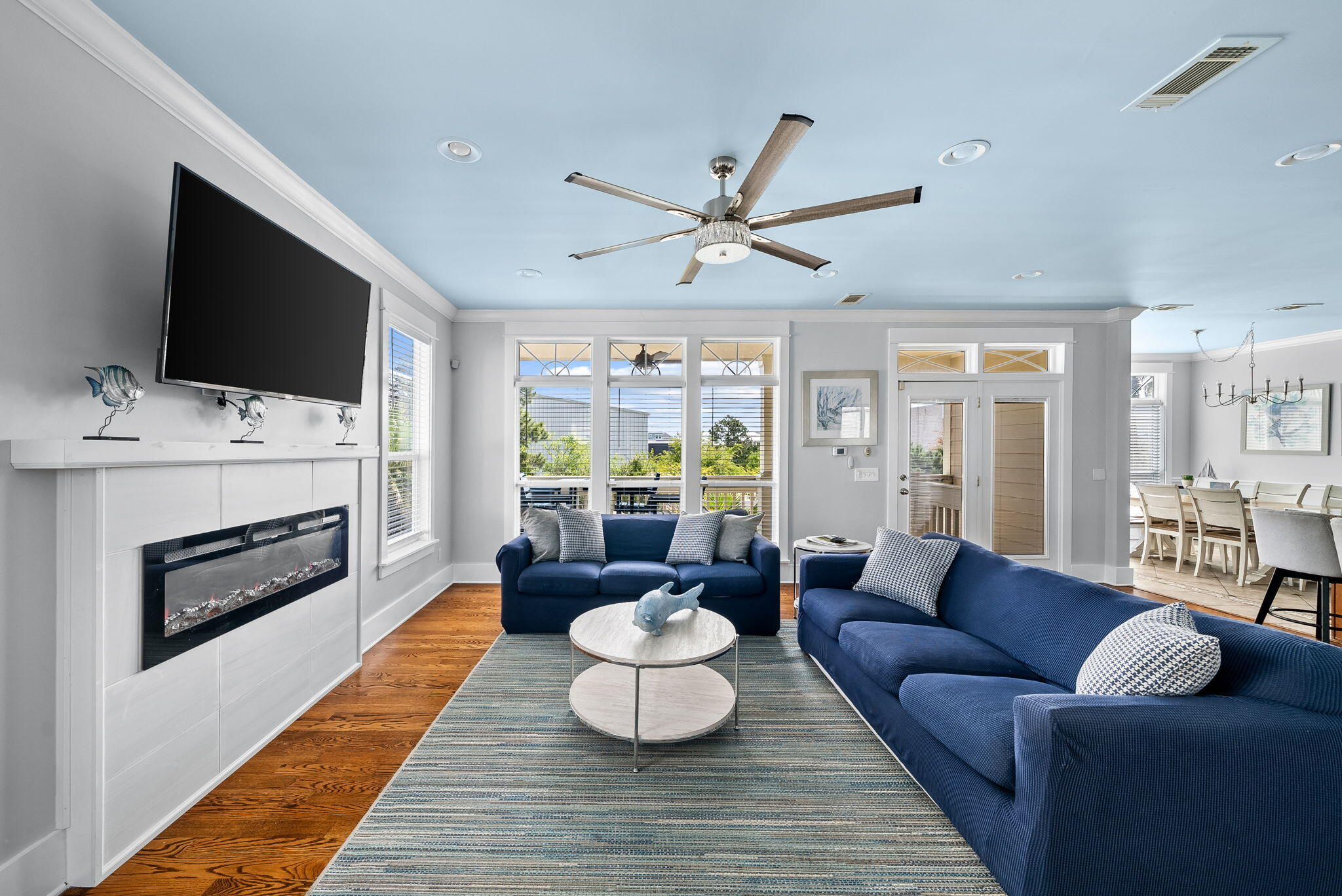 EMERALD WATERS VILLAGE - Residential