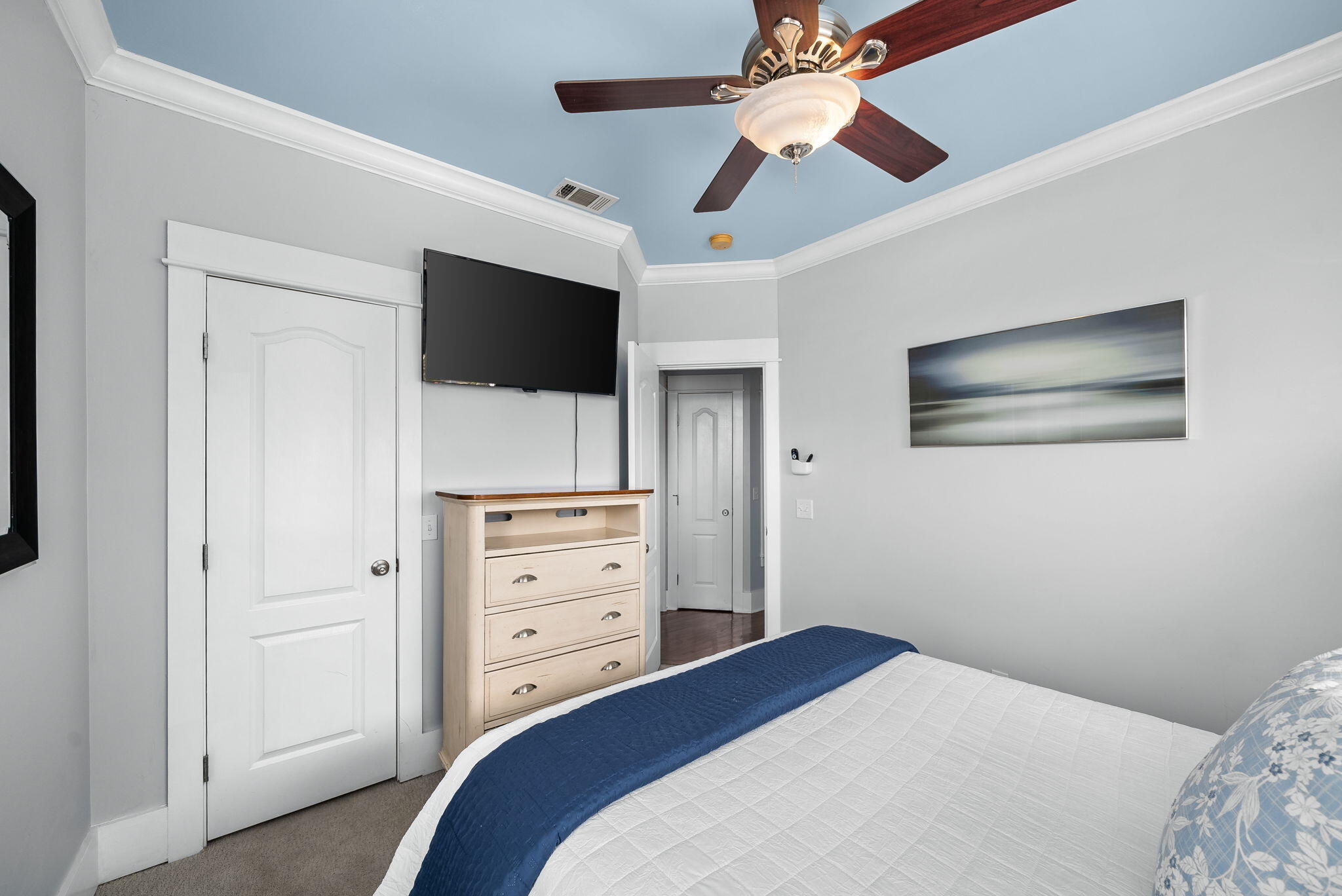 EMERALD WATERS VILLAGE - Residential