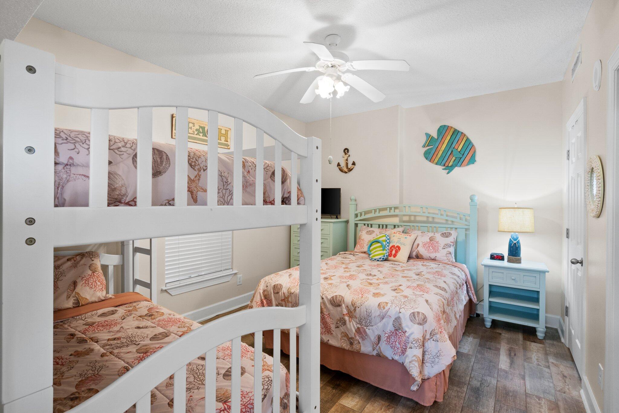 TROPIC WINDS - Residential