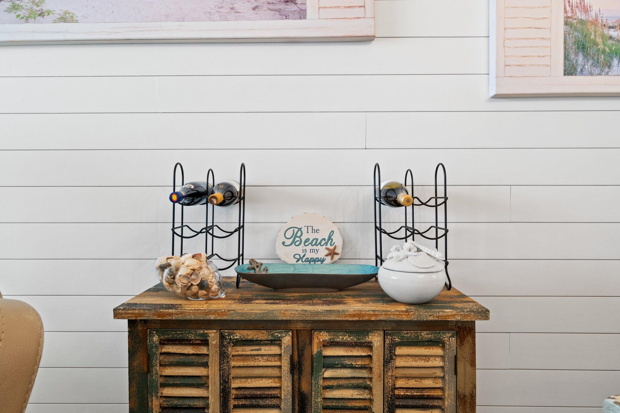 TROPIC WINDS - Residential