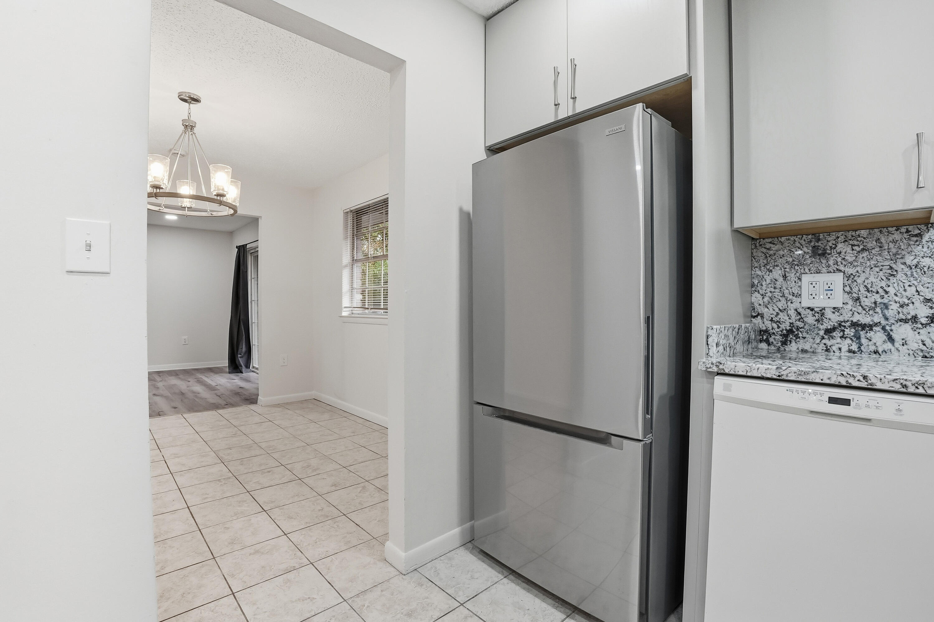 Casa Loma - Residential