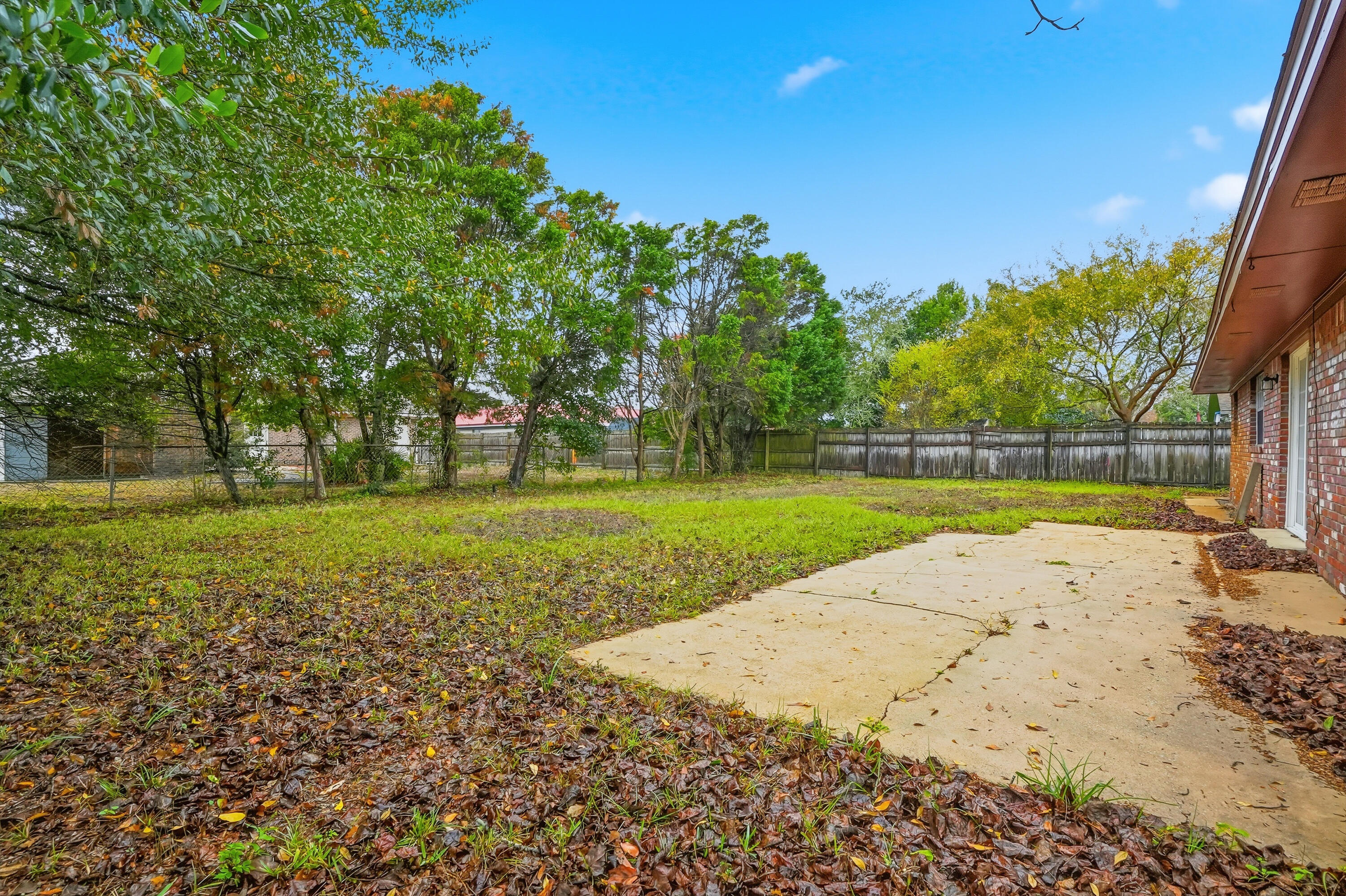 Casa Loma - Residential