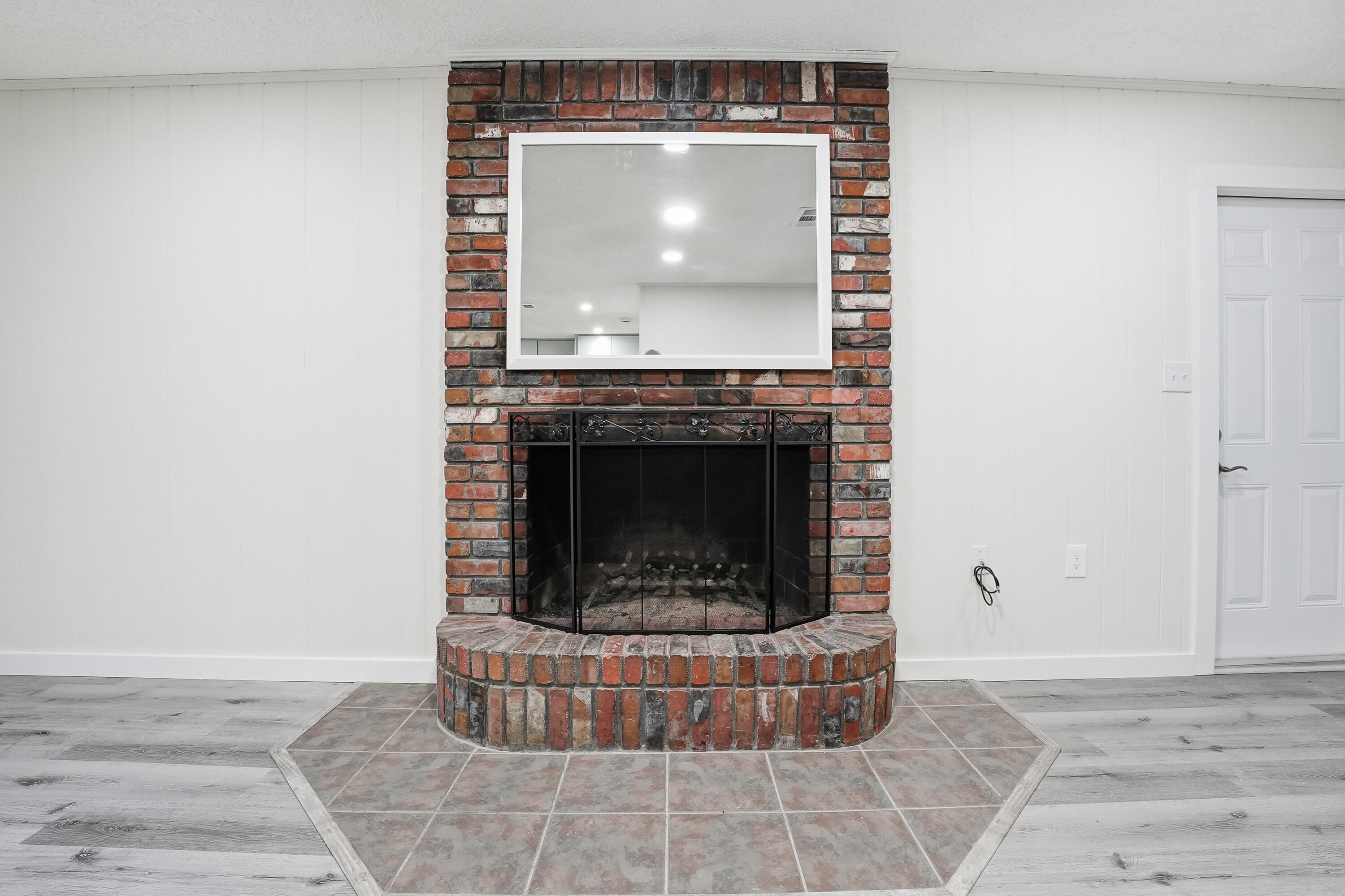 Casa Loma - Residential