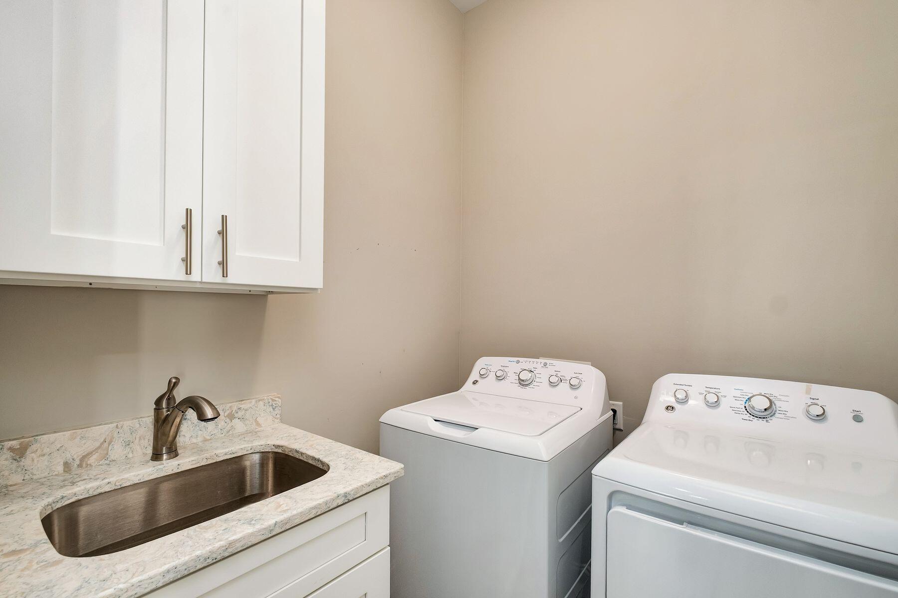 CALUSA BAY S/D - Residential