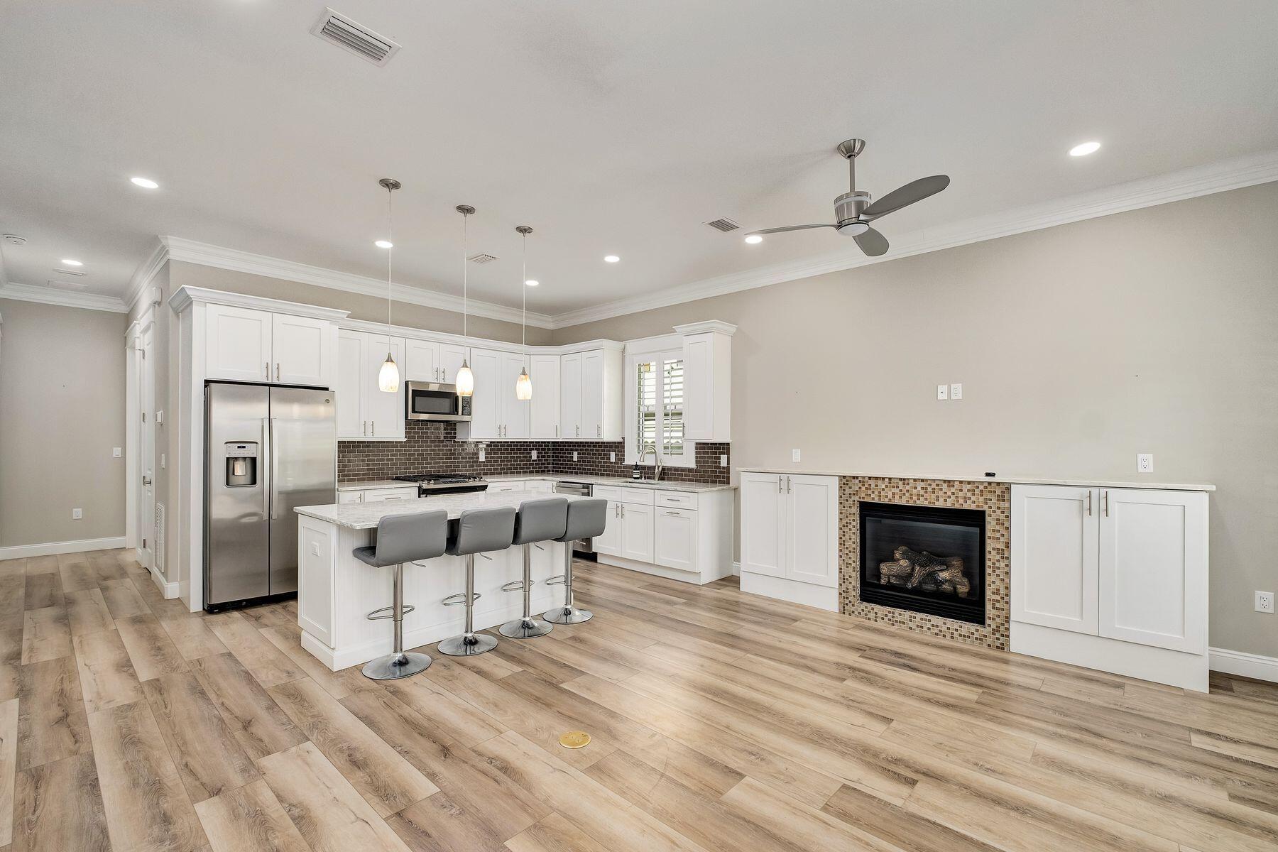 CALUSA BAY S/D - Residential