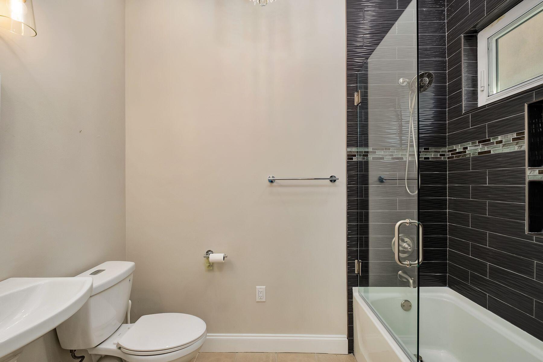 CALUSA BAY S/D - Residential