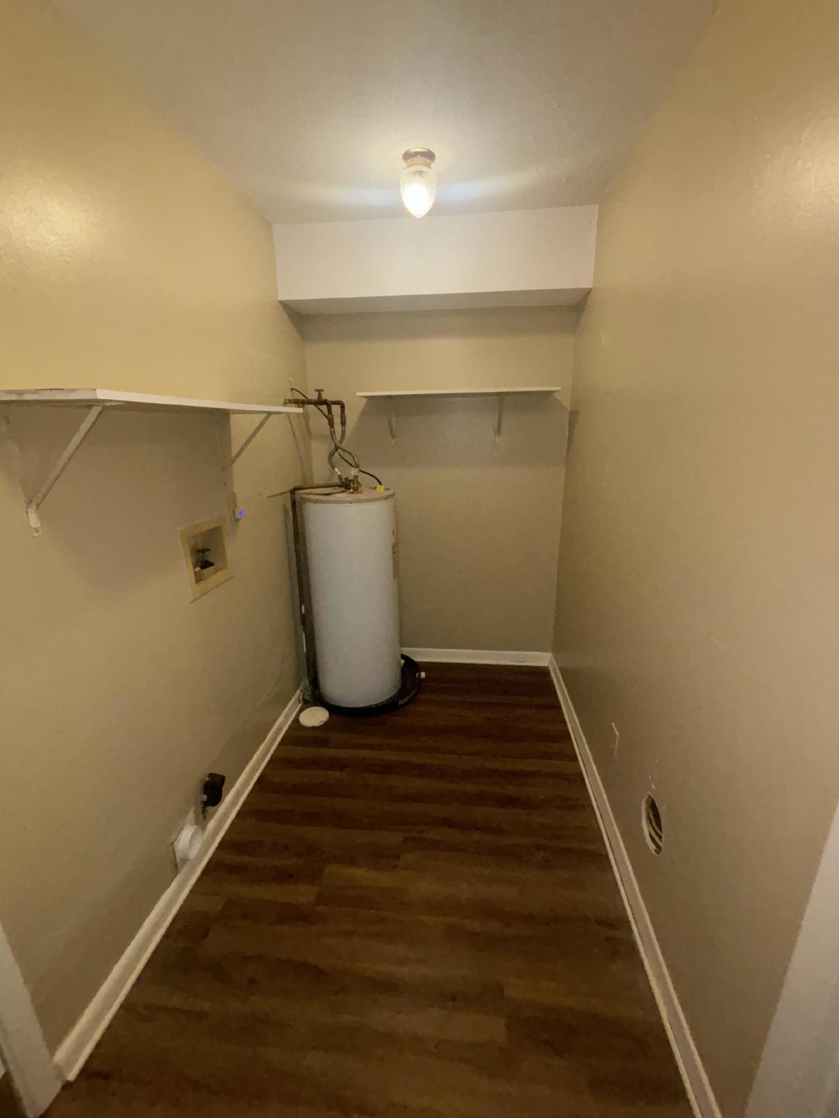 PINEHURST PARK - Residential Lease