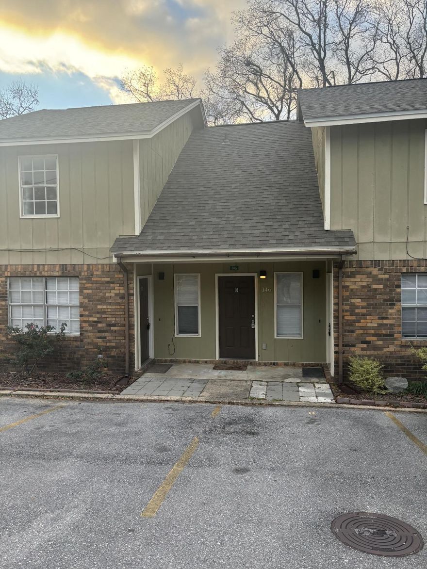 Charming apartment in Fort Walton Beach. Upstairs has a single bedroom, but off of the bathroom there is another larger space that can be used as a bonus room. For more information, contact All American Realty at 850-374-3744 or visit our website AllAmericanRealty.us. Office hours are Mon-Fri 9am-5pm. No pets are allowed at this property.