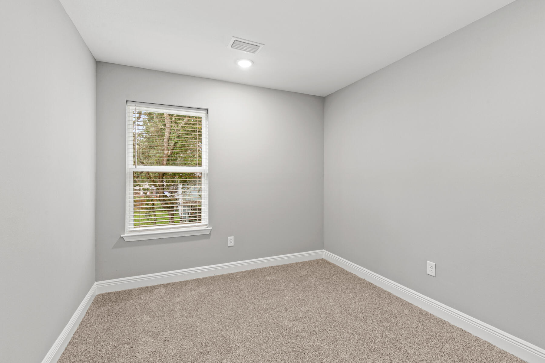 Vicki Leigh T/H - Residential