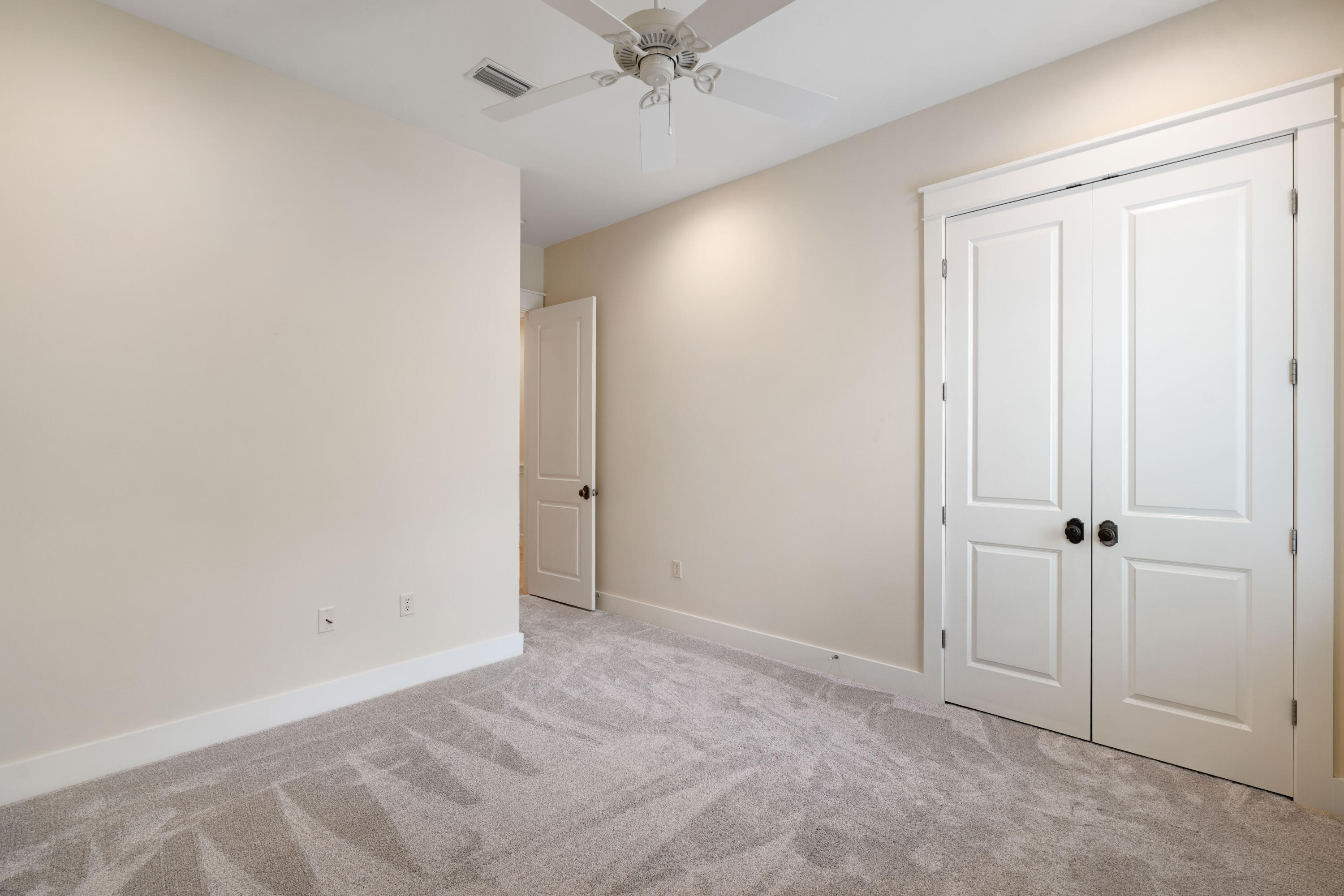 CARSON OAKS - Residential