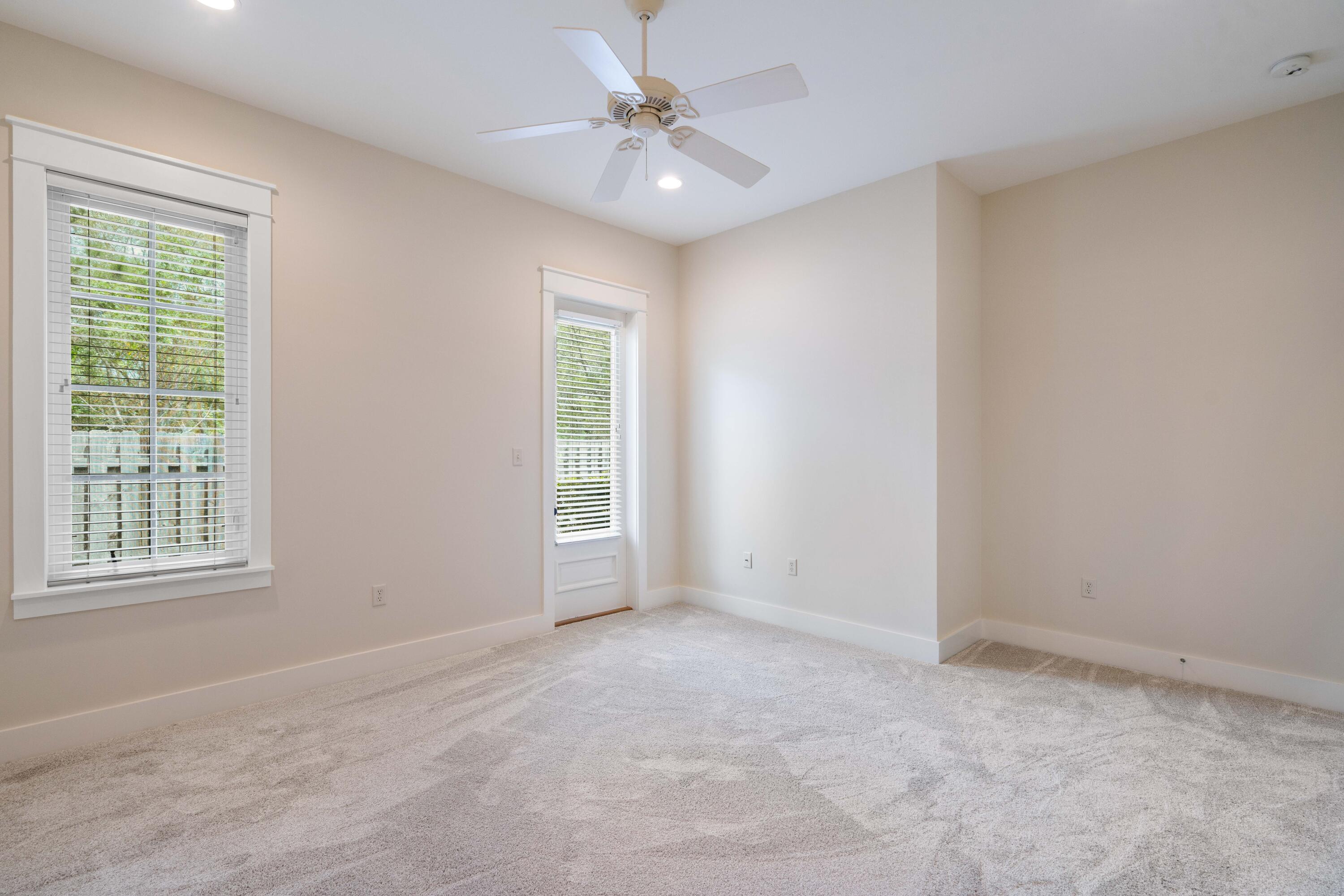 CARSON OAKS - Residential