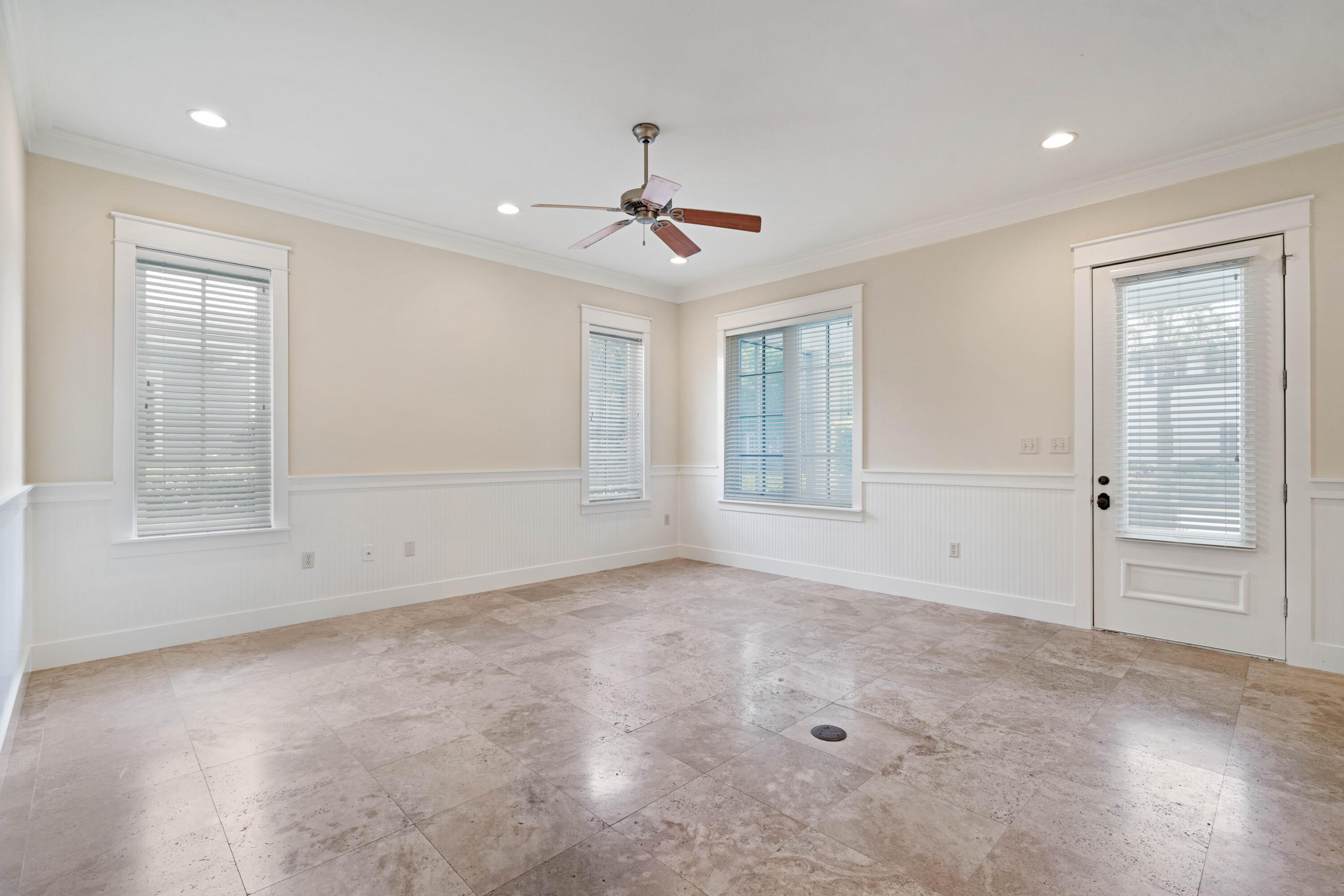 CARSON OAKS - Residential