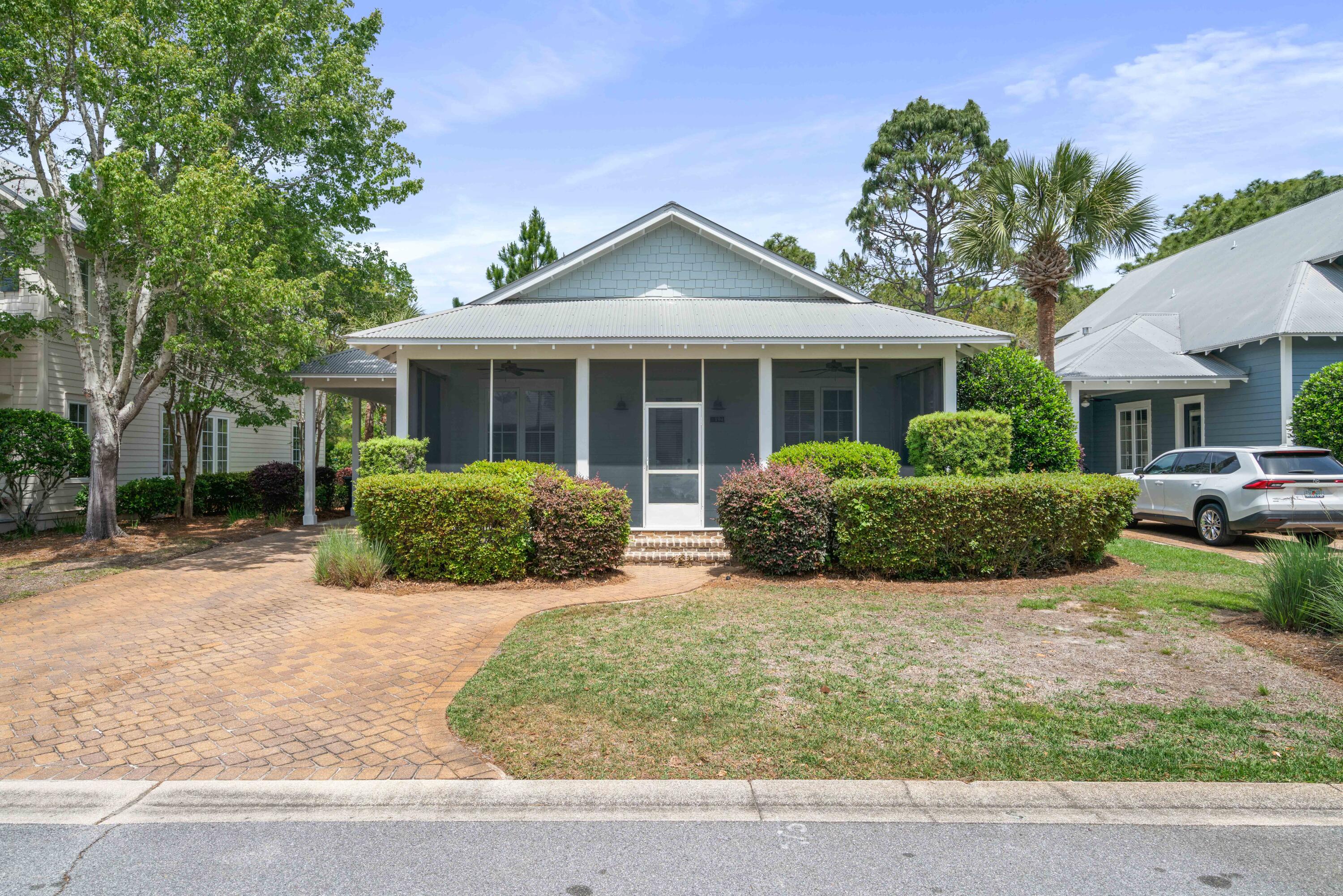 CARSON OAKS - Residential