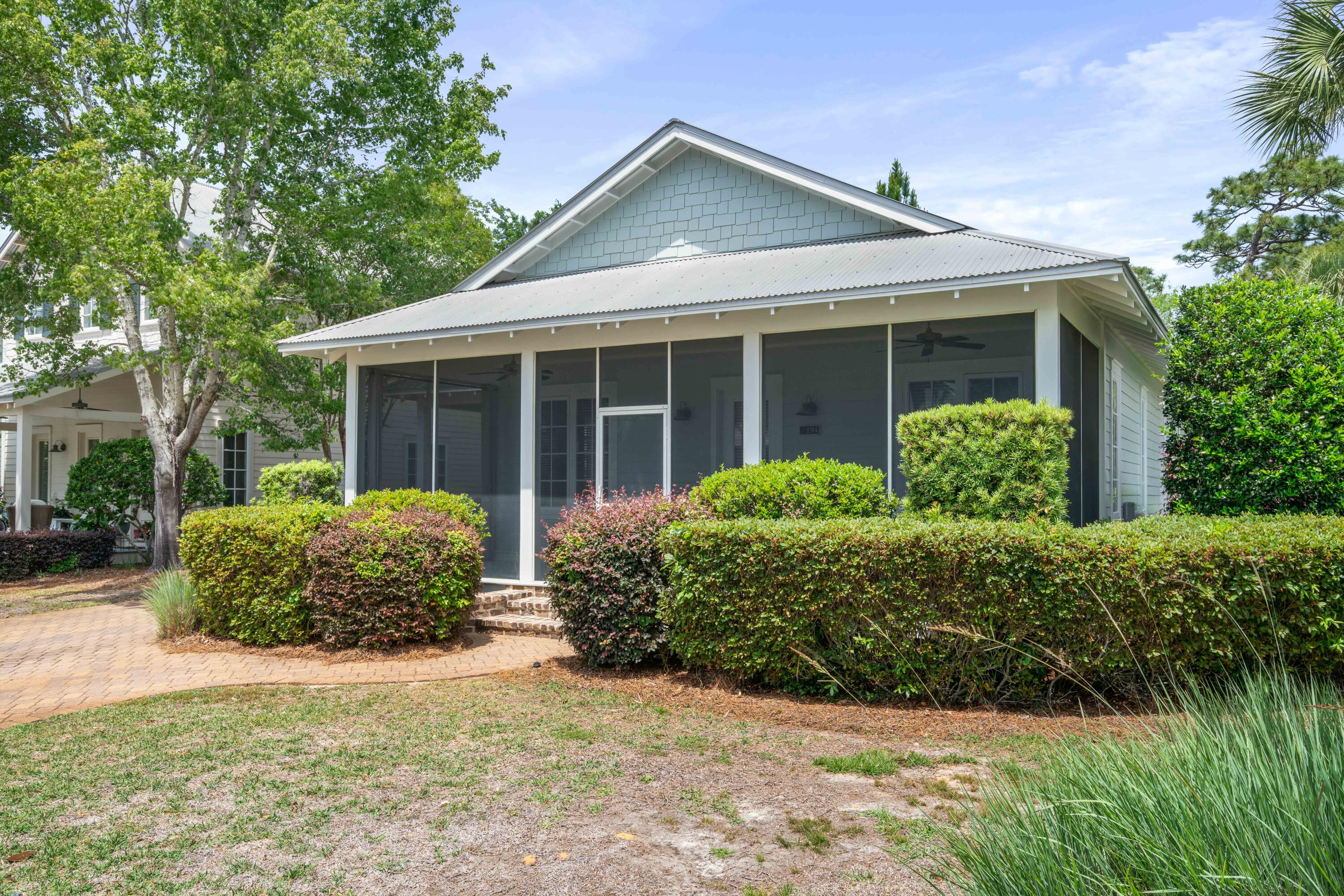 CARSON OAKS - Residential