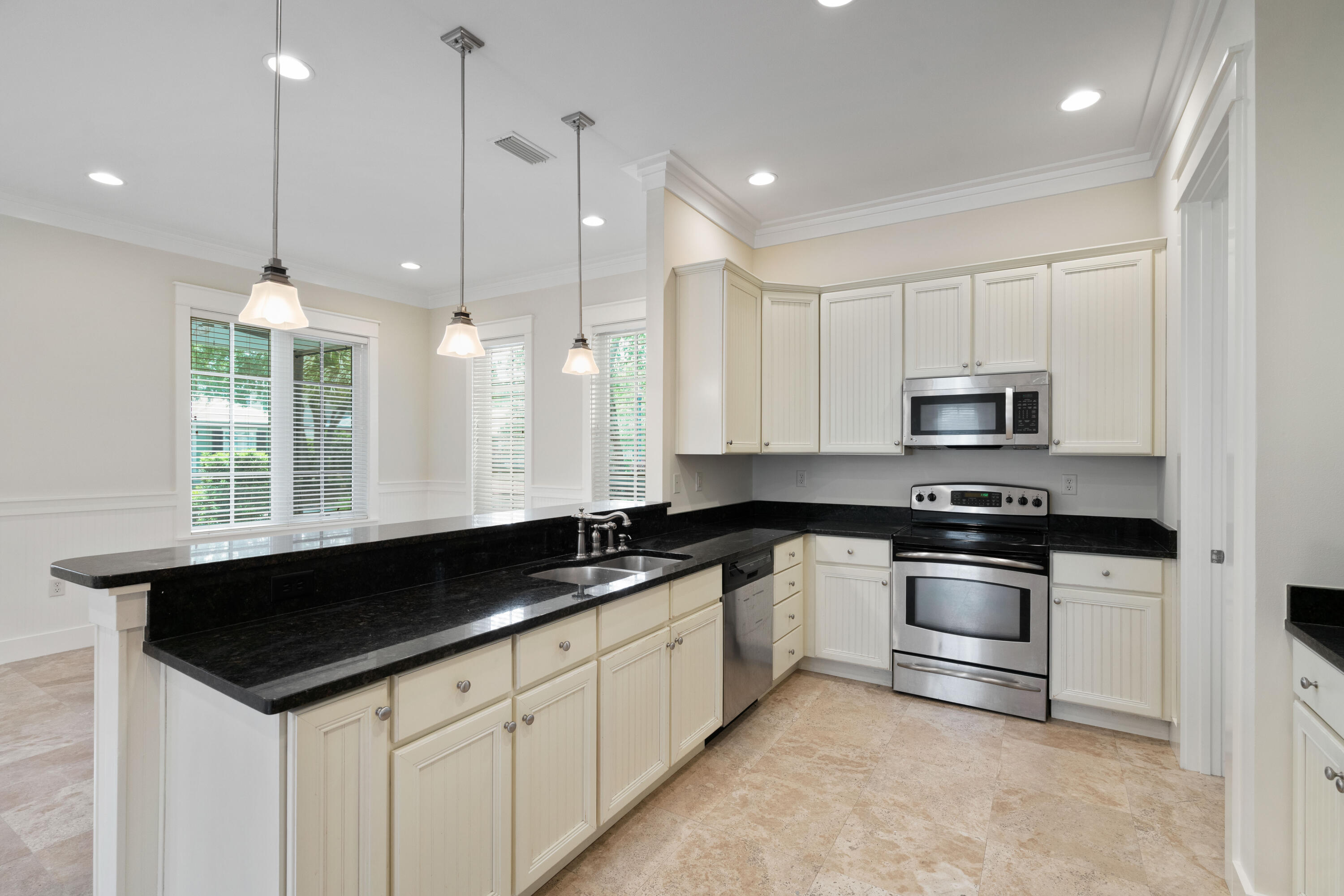 CARSON OAKS - Residential