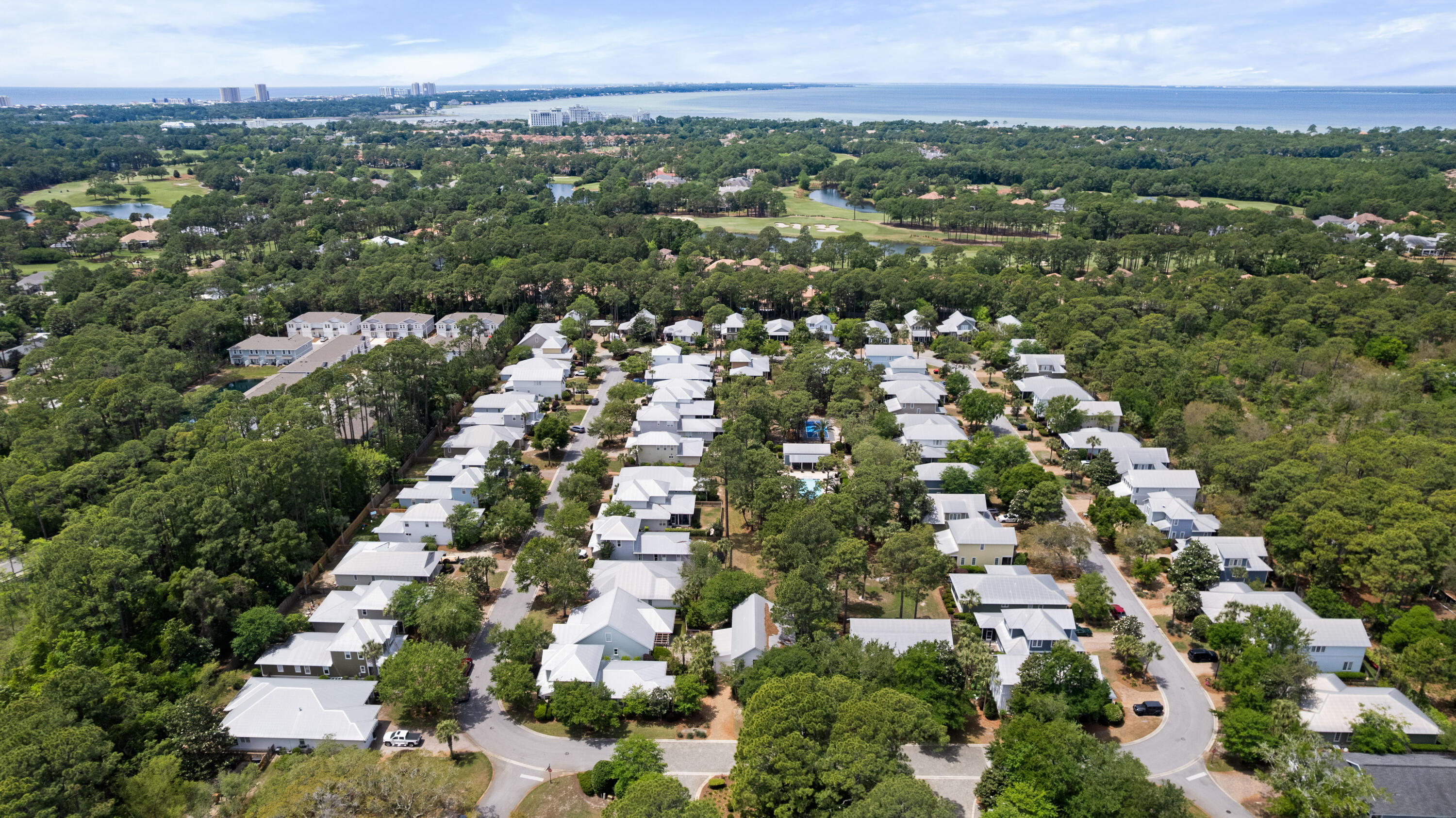 CARSON OAKS - Residential