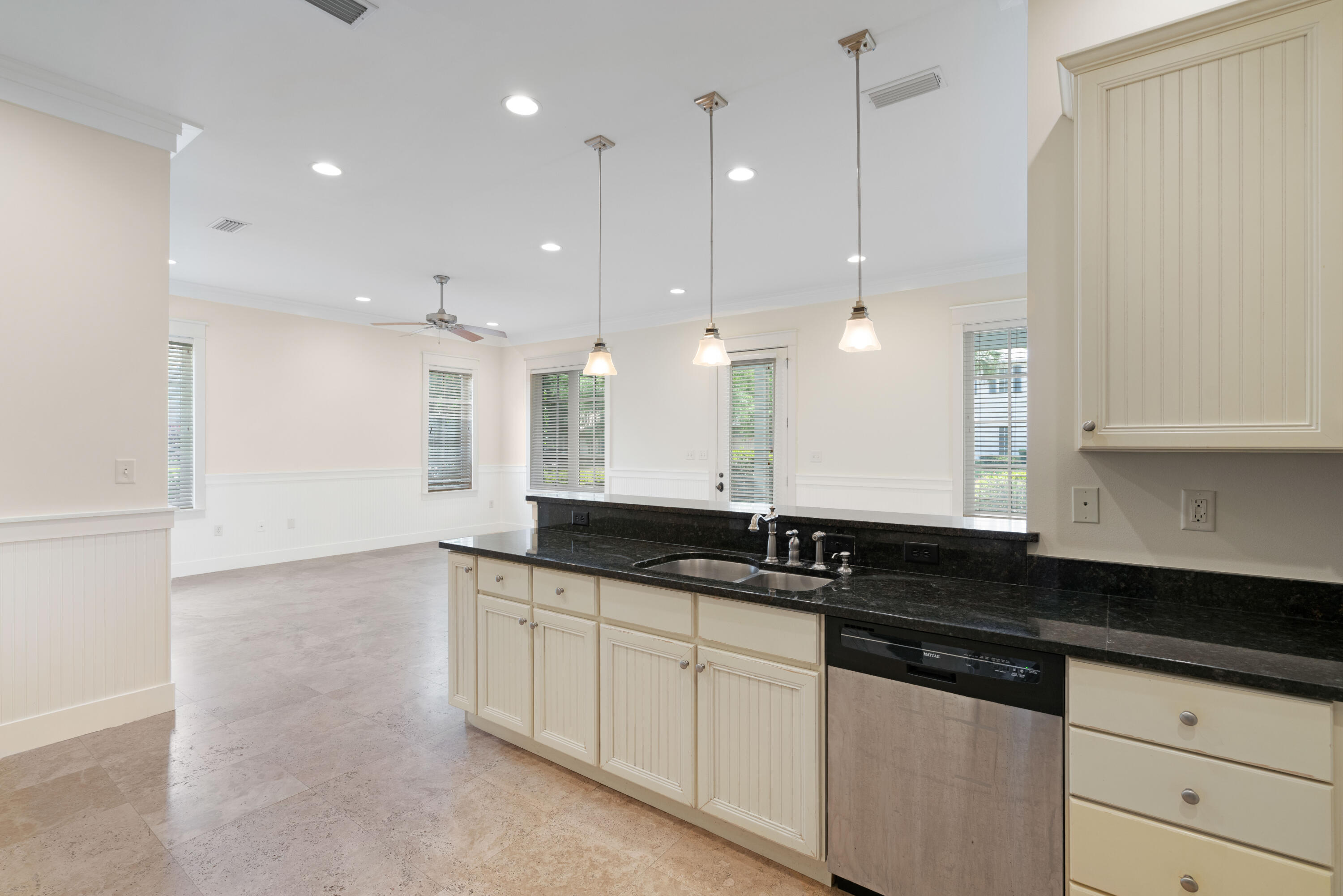 CARSON OAKS - Residential