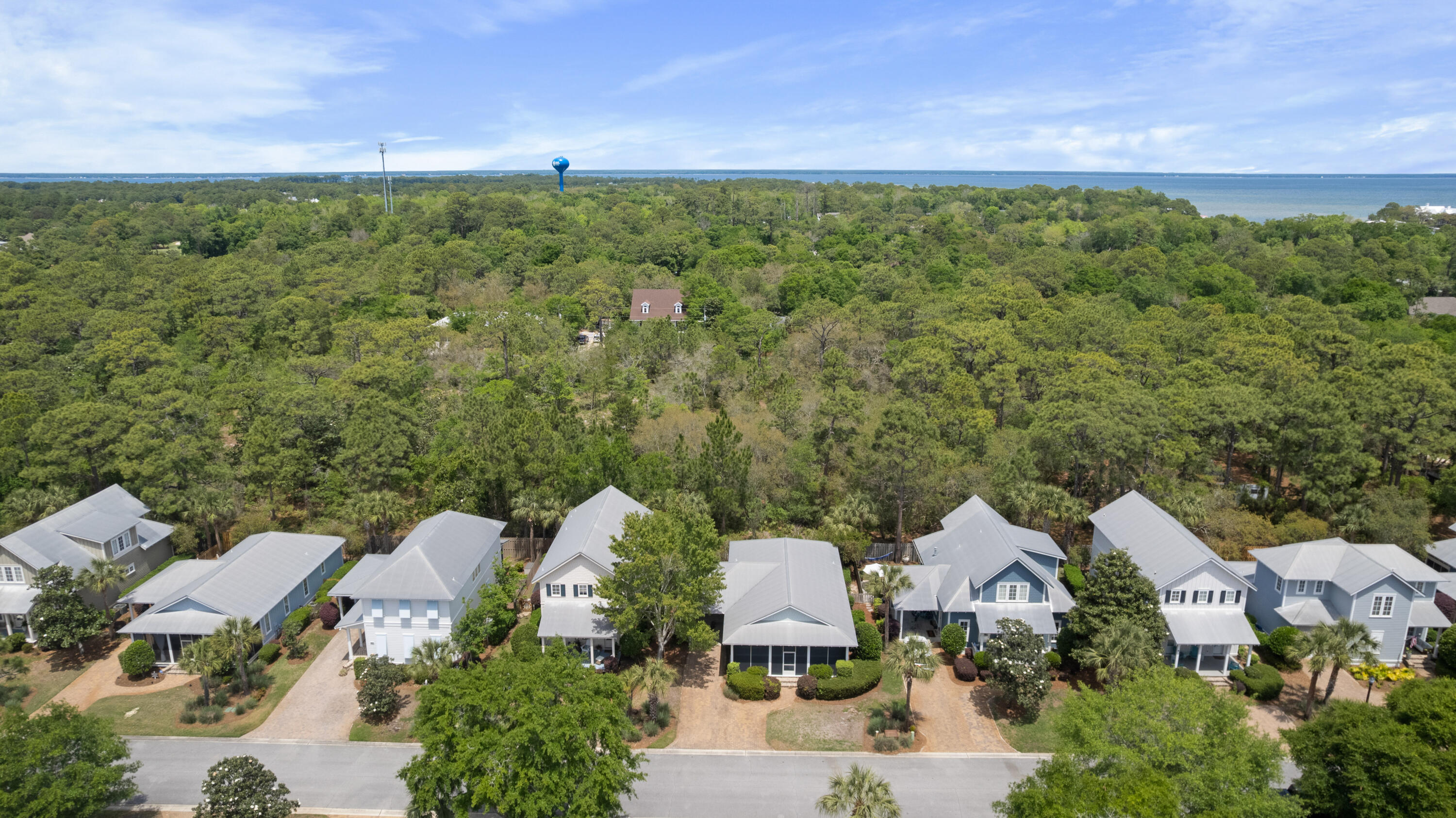 CARSON OAKS - Residential