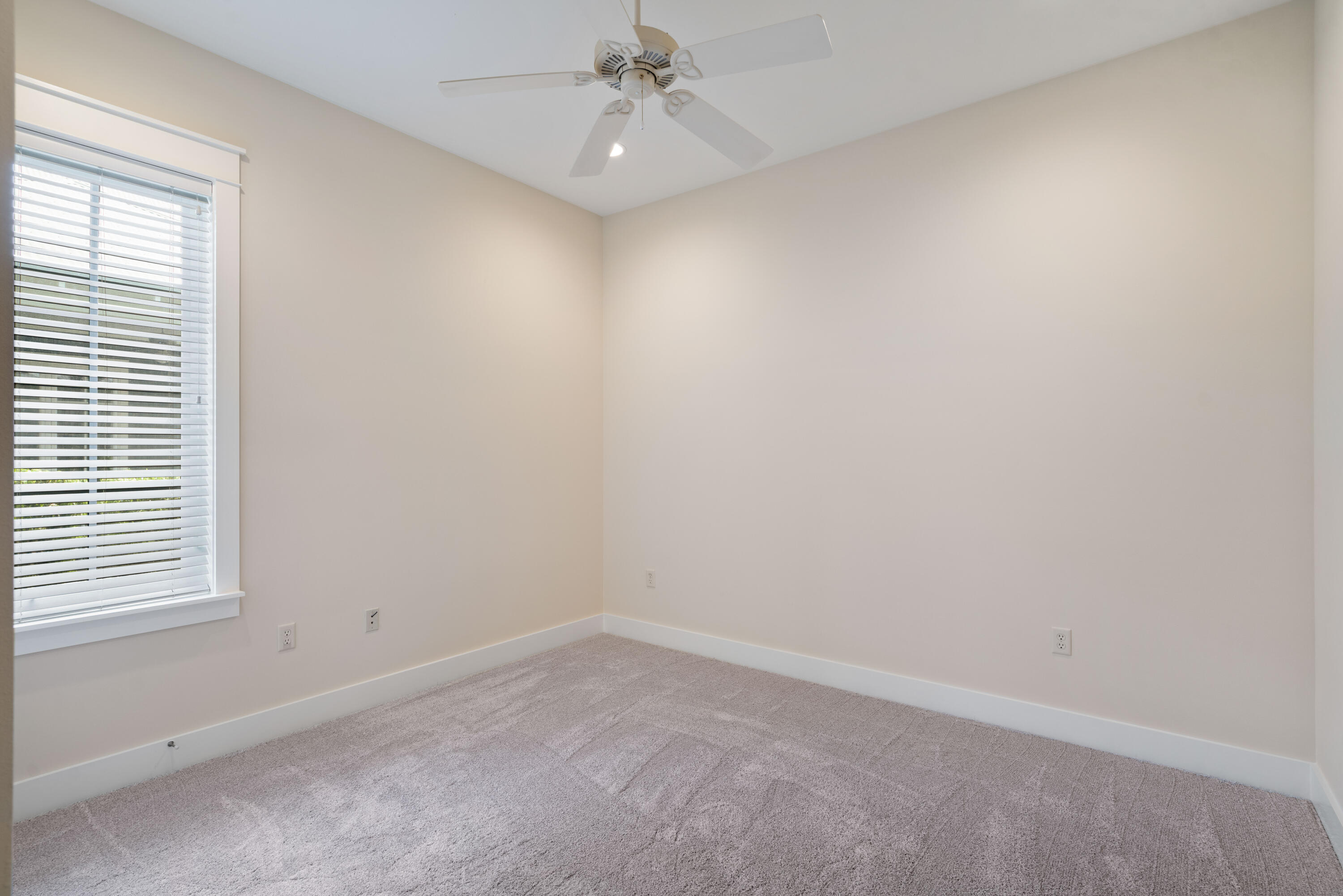 CARSON OAKS - Residential